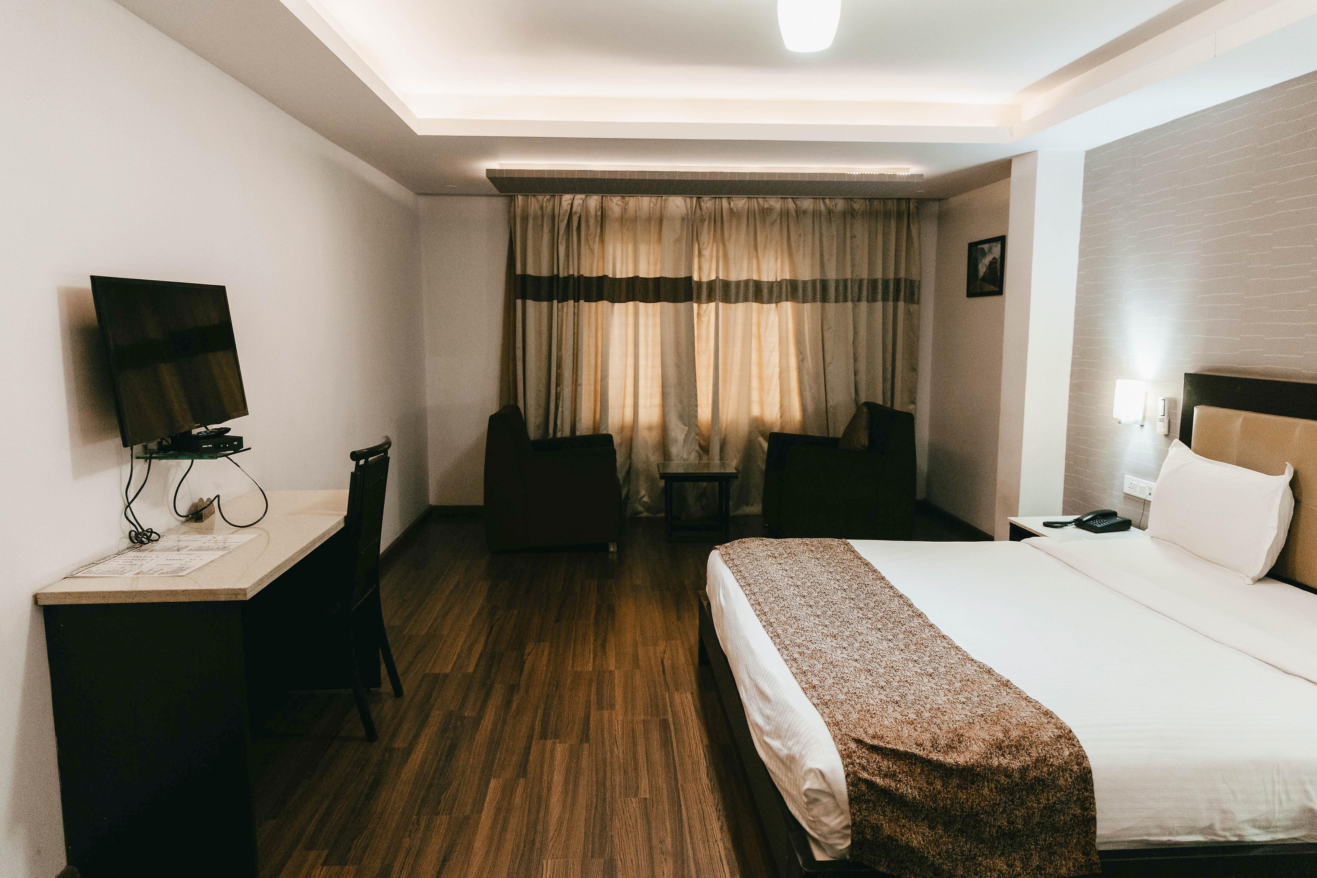 Hotel Swarnaa Paradise - Tap to explore photos