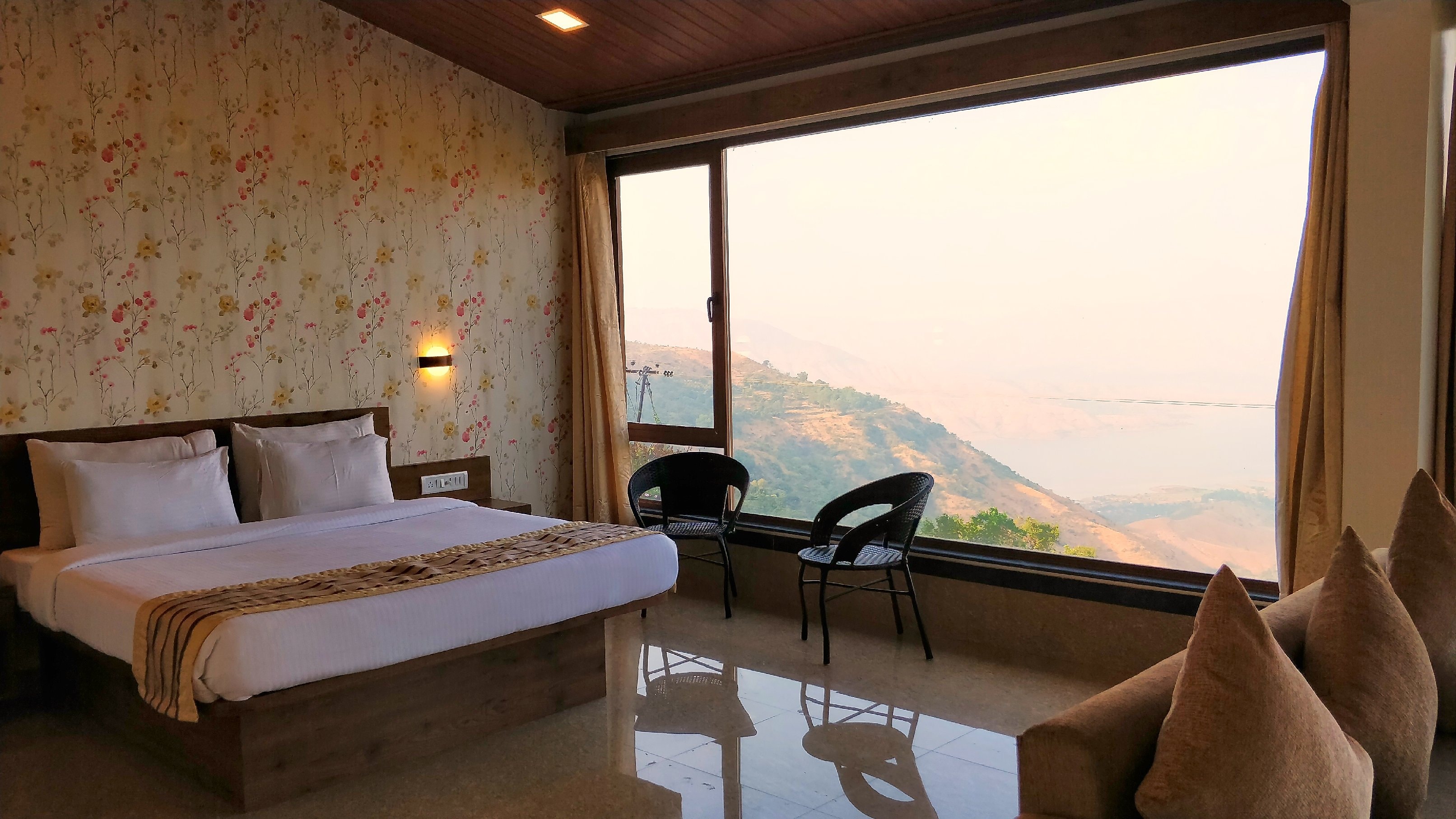 HOTEL MIRAYA 3