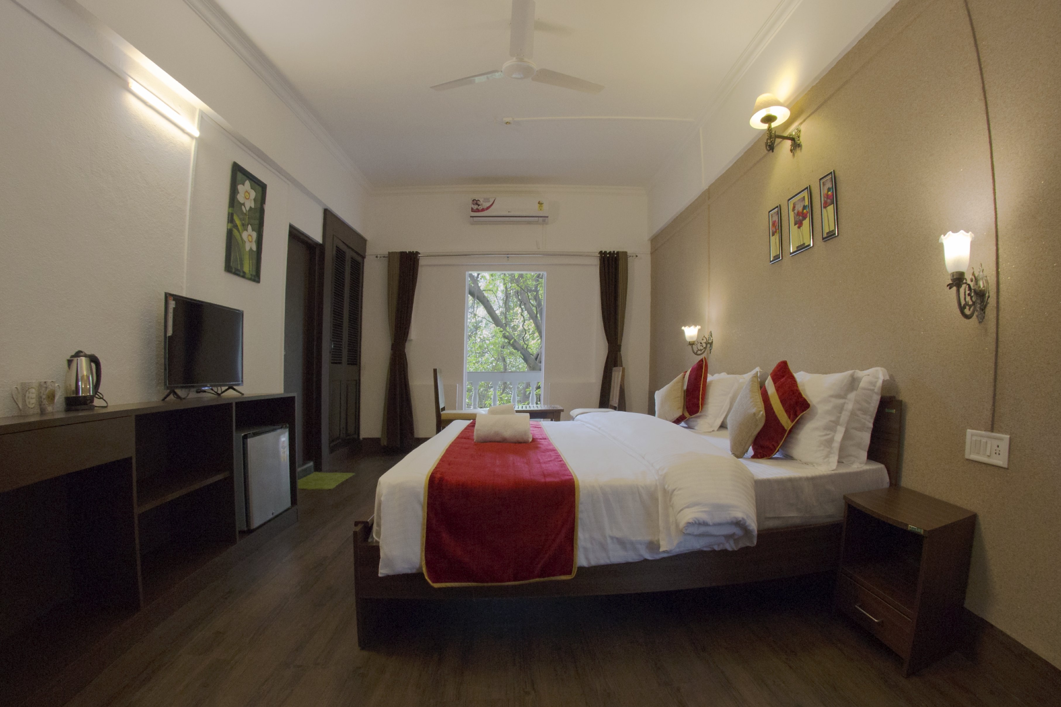 Deluxe AC Room with Balcony 1