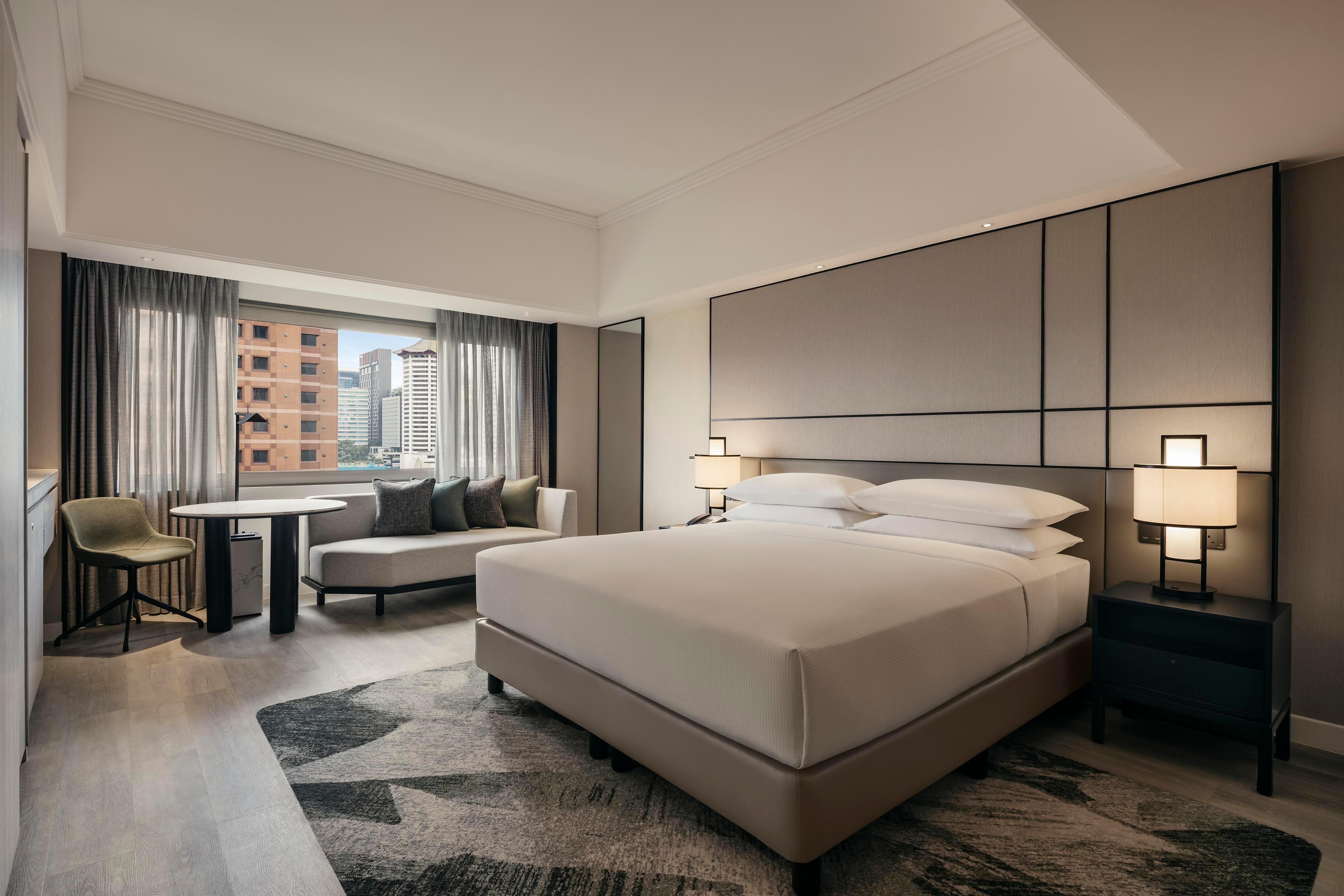 Hilton Singapore Orchard - Tap to explore photos