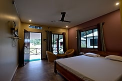 Villa De Hollong Jungle Resort, Alipurduar