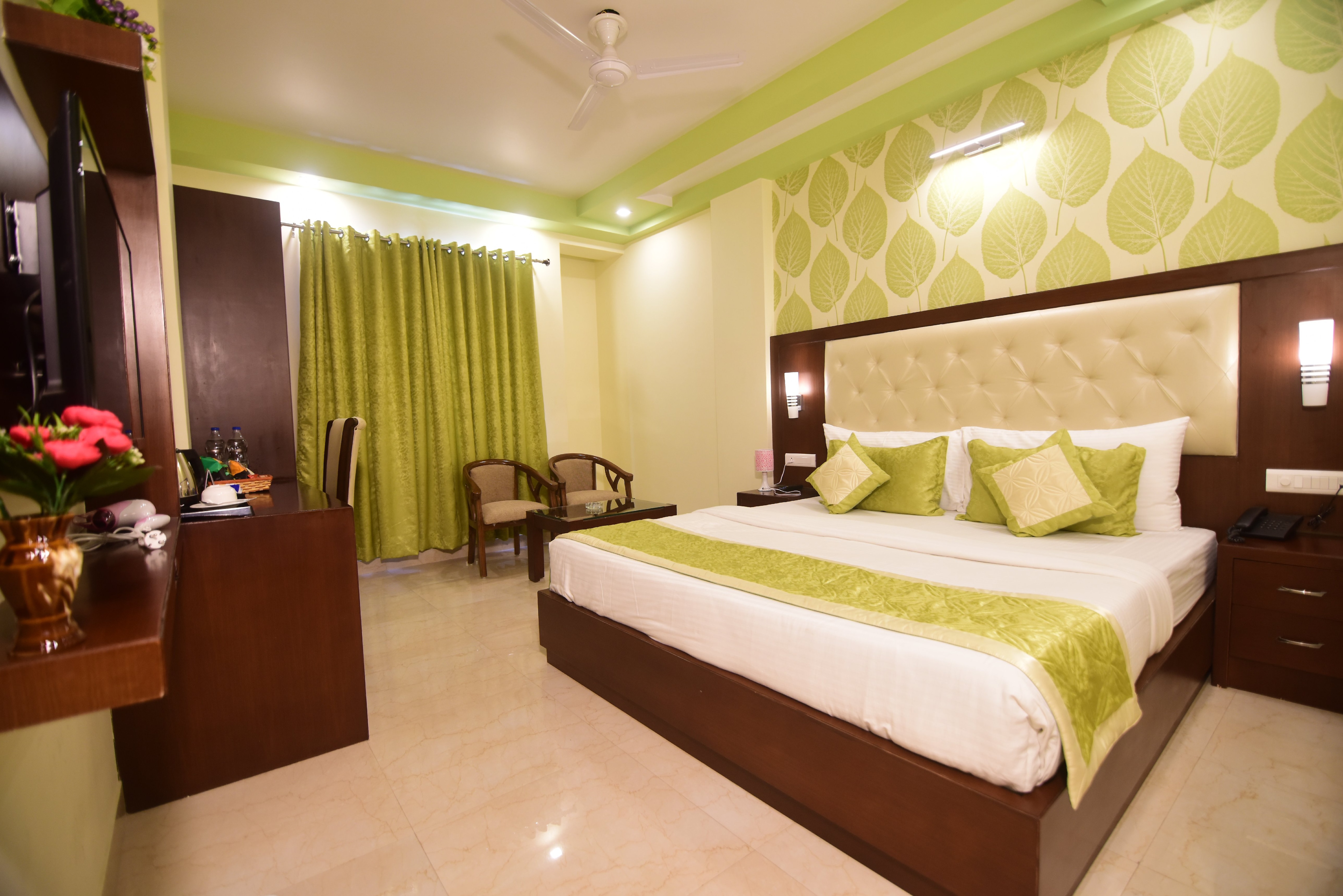 Hotel Varanasi Inn - Tap to explore photos
