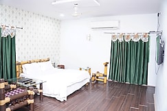 Jungle Safari Resort, Panna