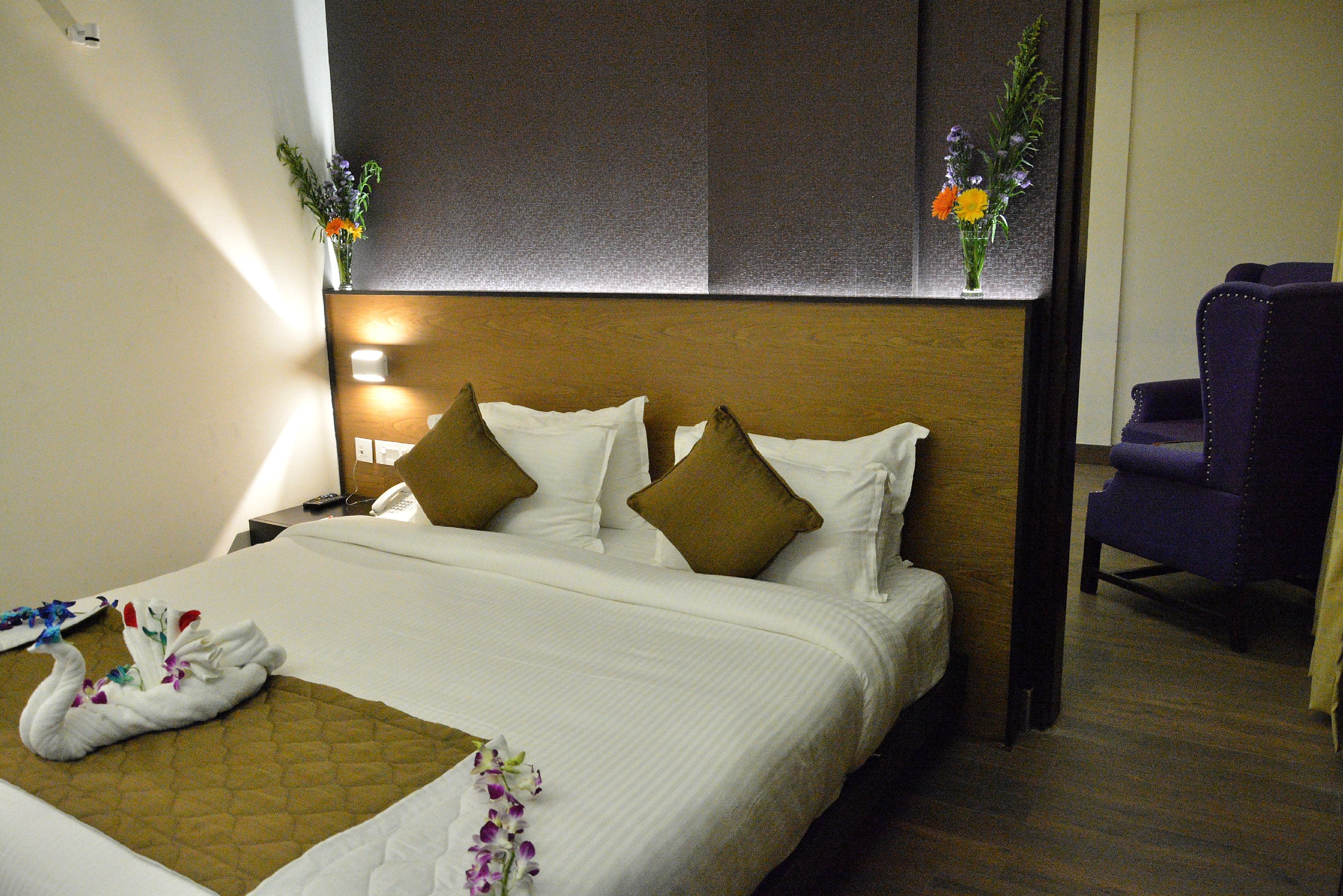 HOTEL SREE ANNAMALAIYAR  PARK - Tap to explore photos