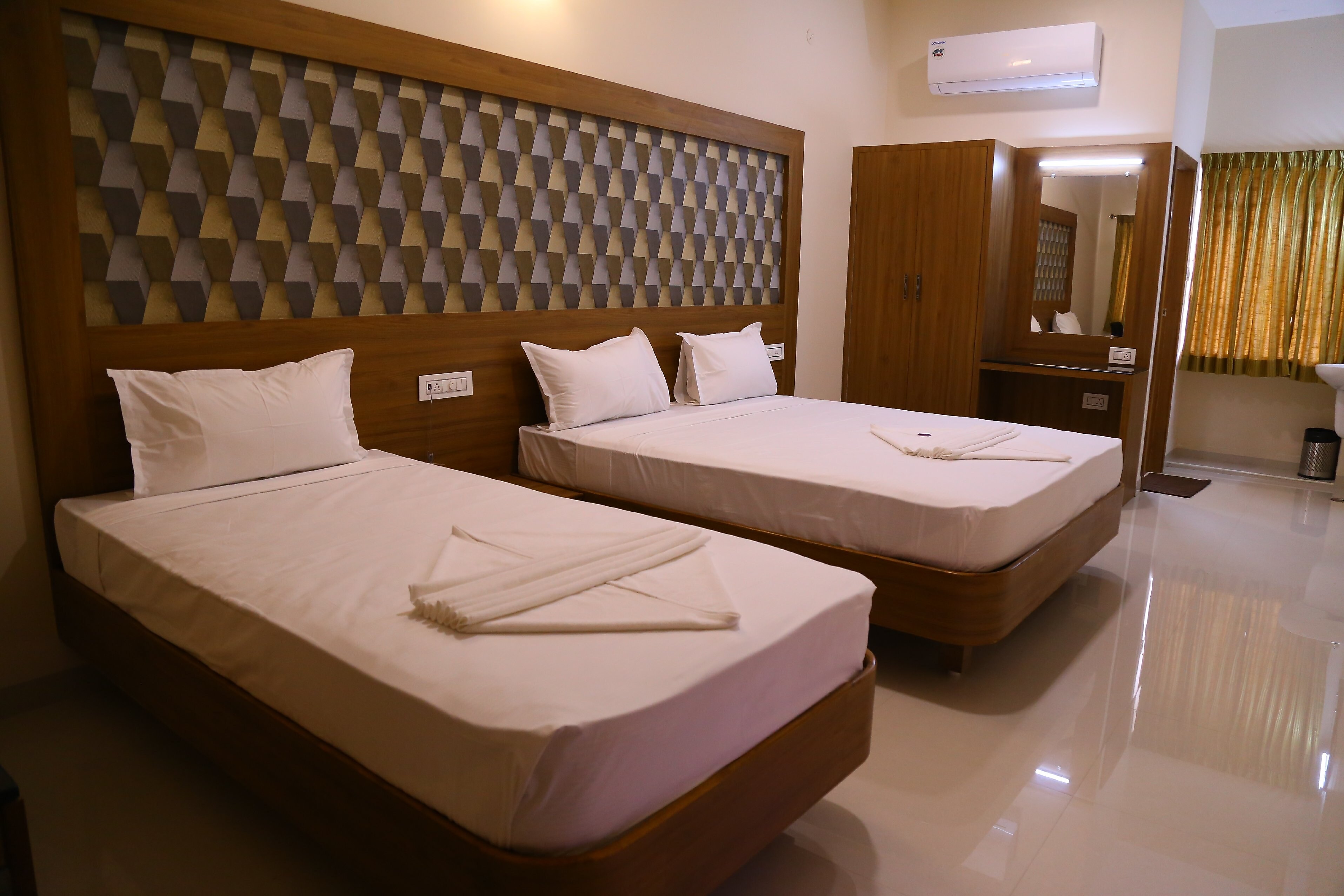 Hotel Gokul Grande - Tap to explore photos