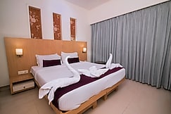 Hotel Monarch Guestline in MIDC Rabale, Navi Mumbai