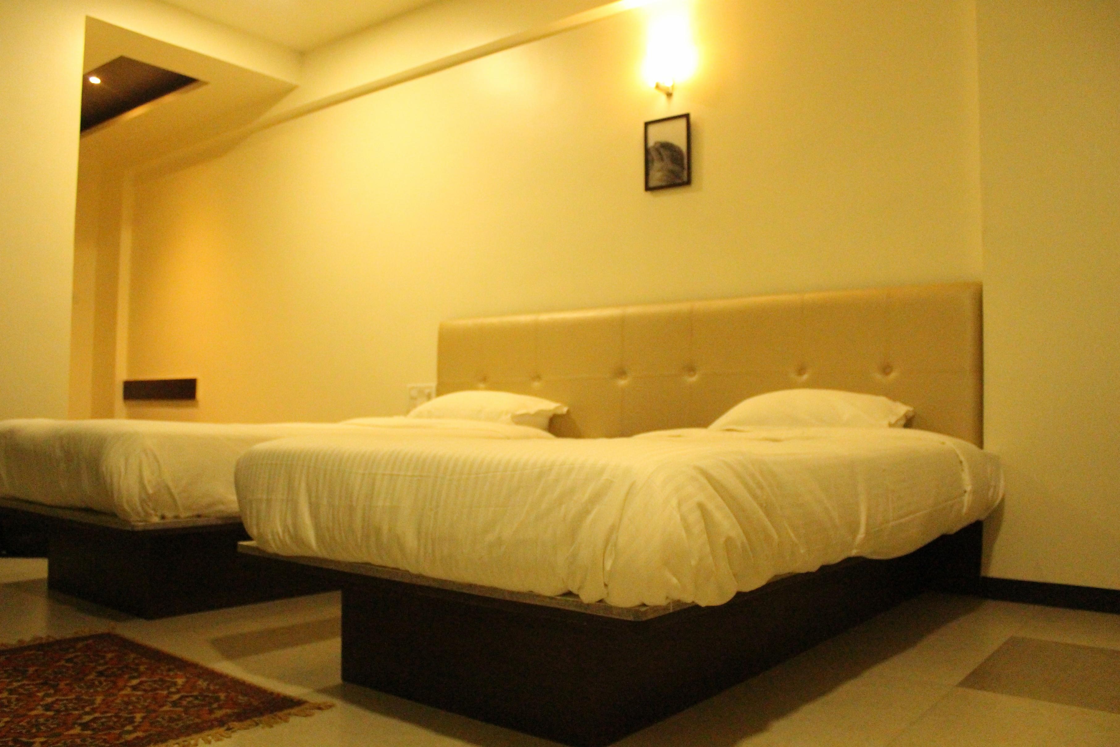 Hotel Pride Executive 3
