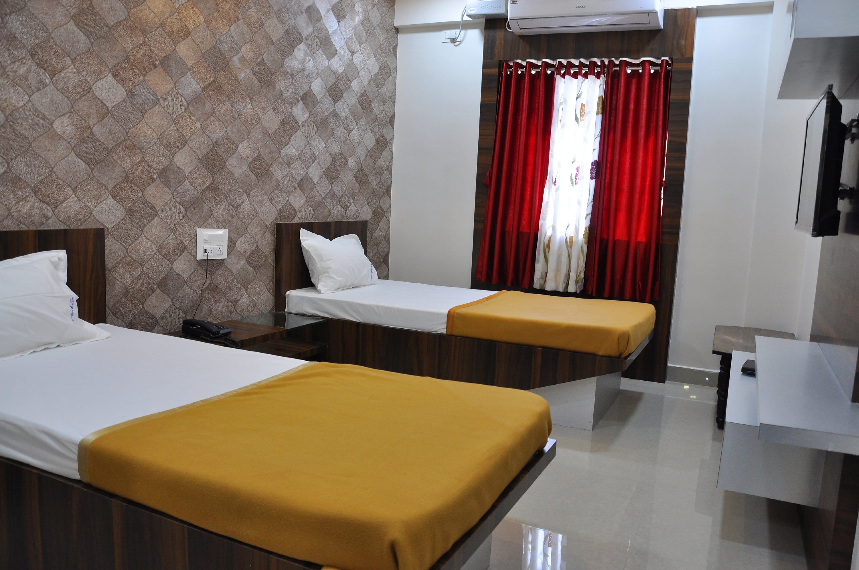 Hotel Regal Residency - Tap to explore photos