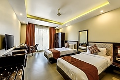 HOTEL GOLDEN PLATEAU, Goa