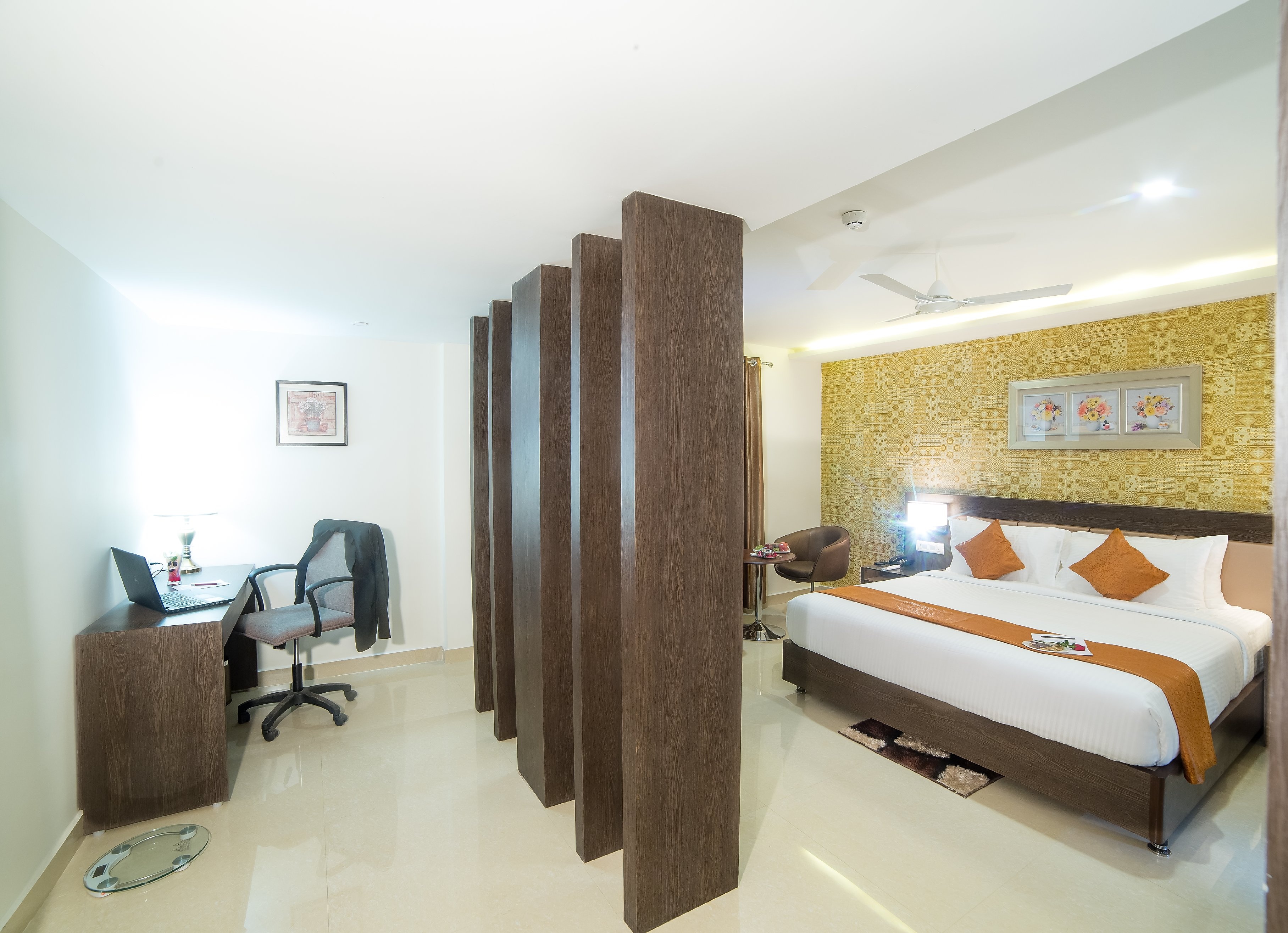 Hotel Indraprasttha - Tap to explore photos