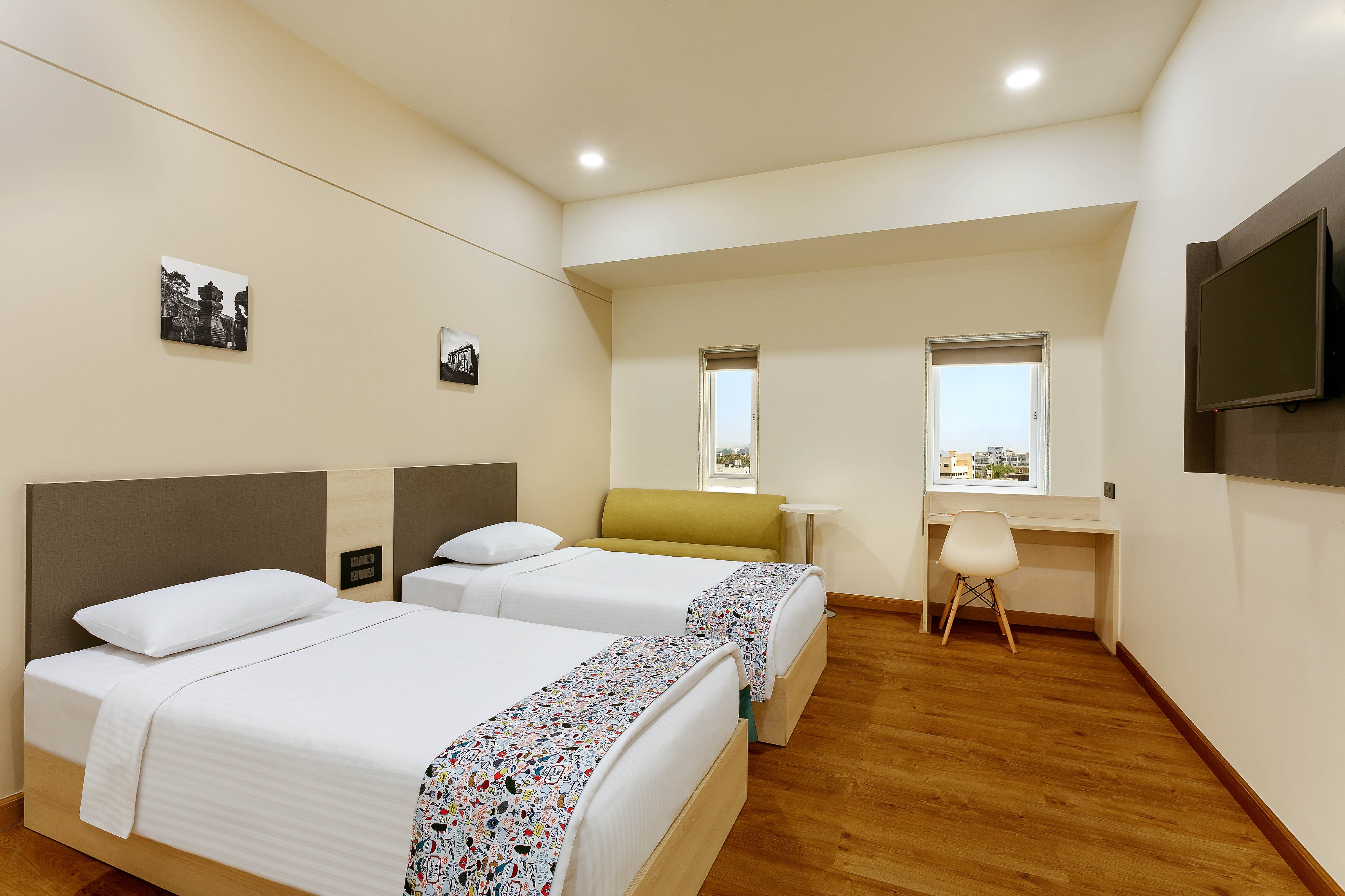 Superior Twin Room 1