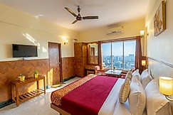 Hotel Sarmani, Chennai