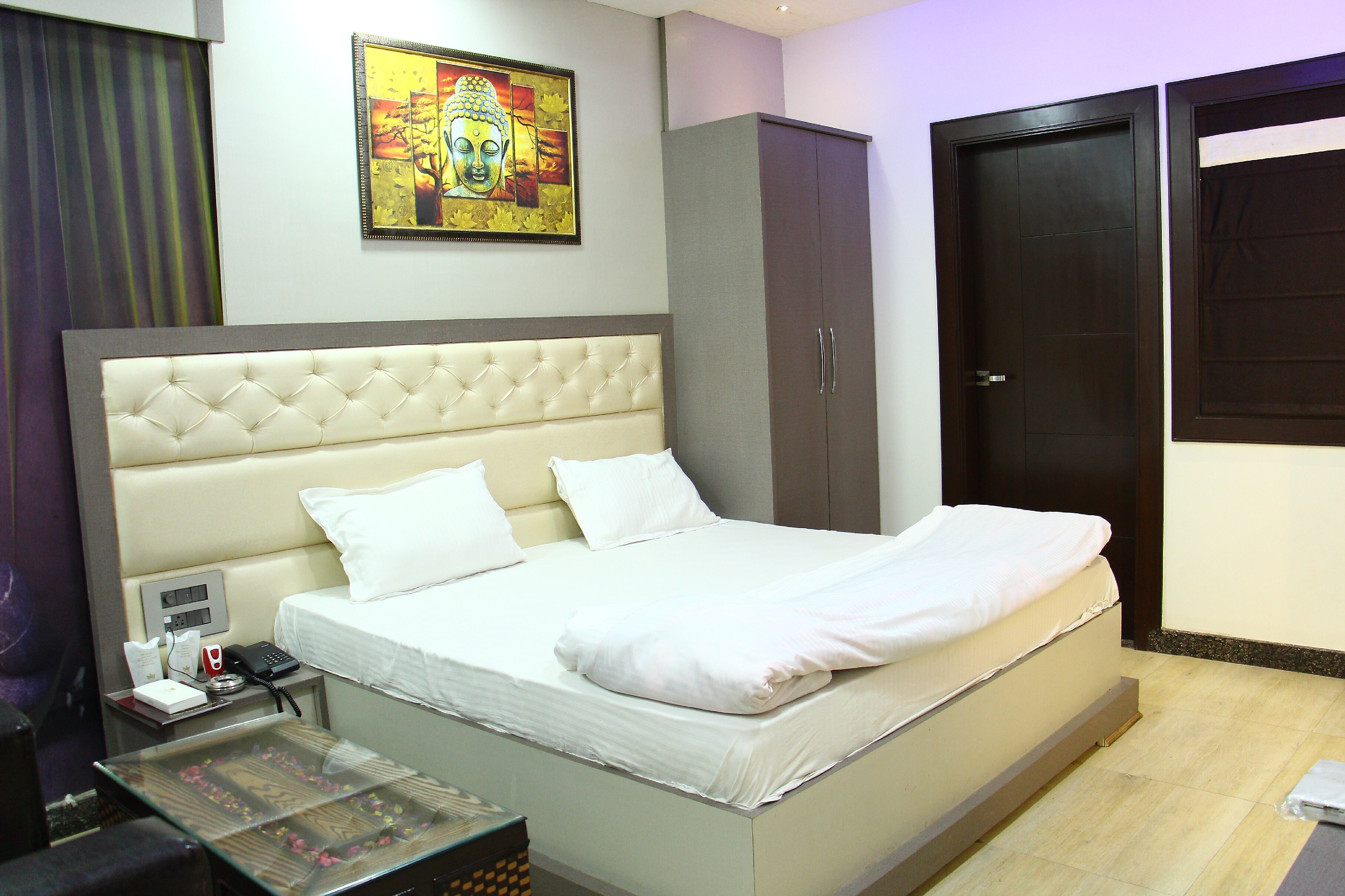 Hotel Vaishnavi Heritage Inn - Tap to explore photos