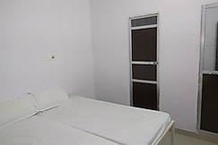 HOTEL GULAB PALACE, Ratangarh