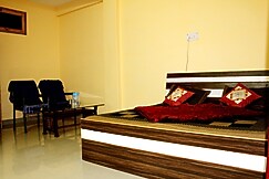 The Shalangco Villa | Rooms & Restaurant, Kullu