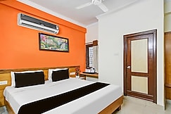 Super Collection O Sharath City Mall Formerly Delight Inn Gachibowli, Hyderabad
