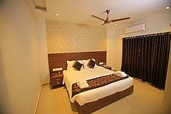 Hotel Malabar Grand & Malabar Restaurant, Perinthalmanna