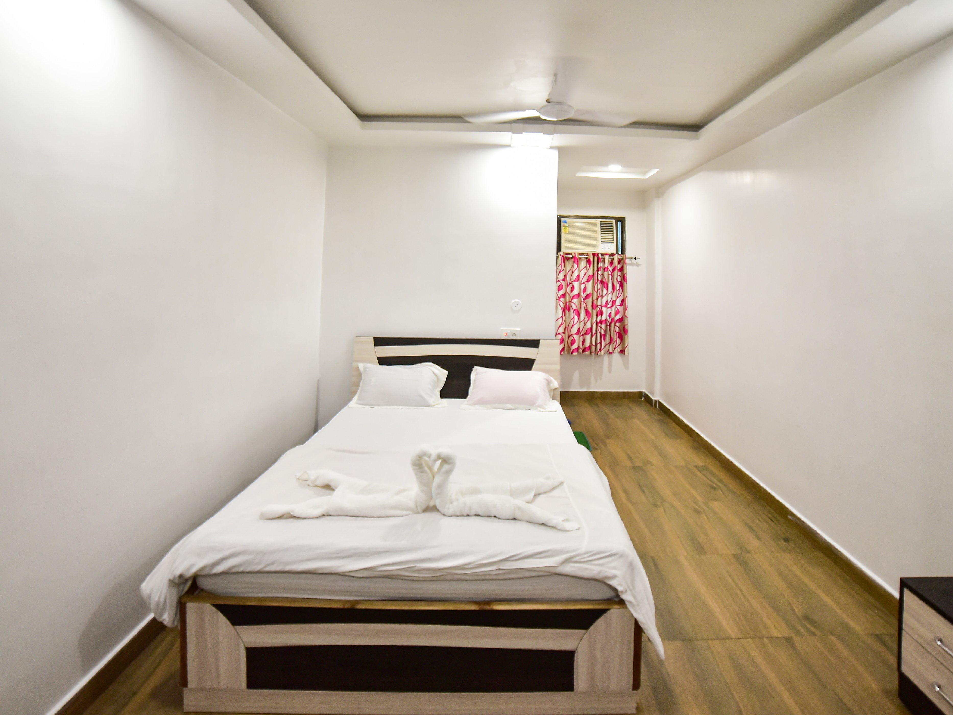 Hotel Pyara Palace - Tap to explore photos