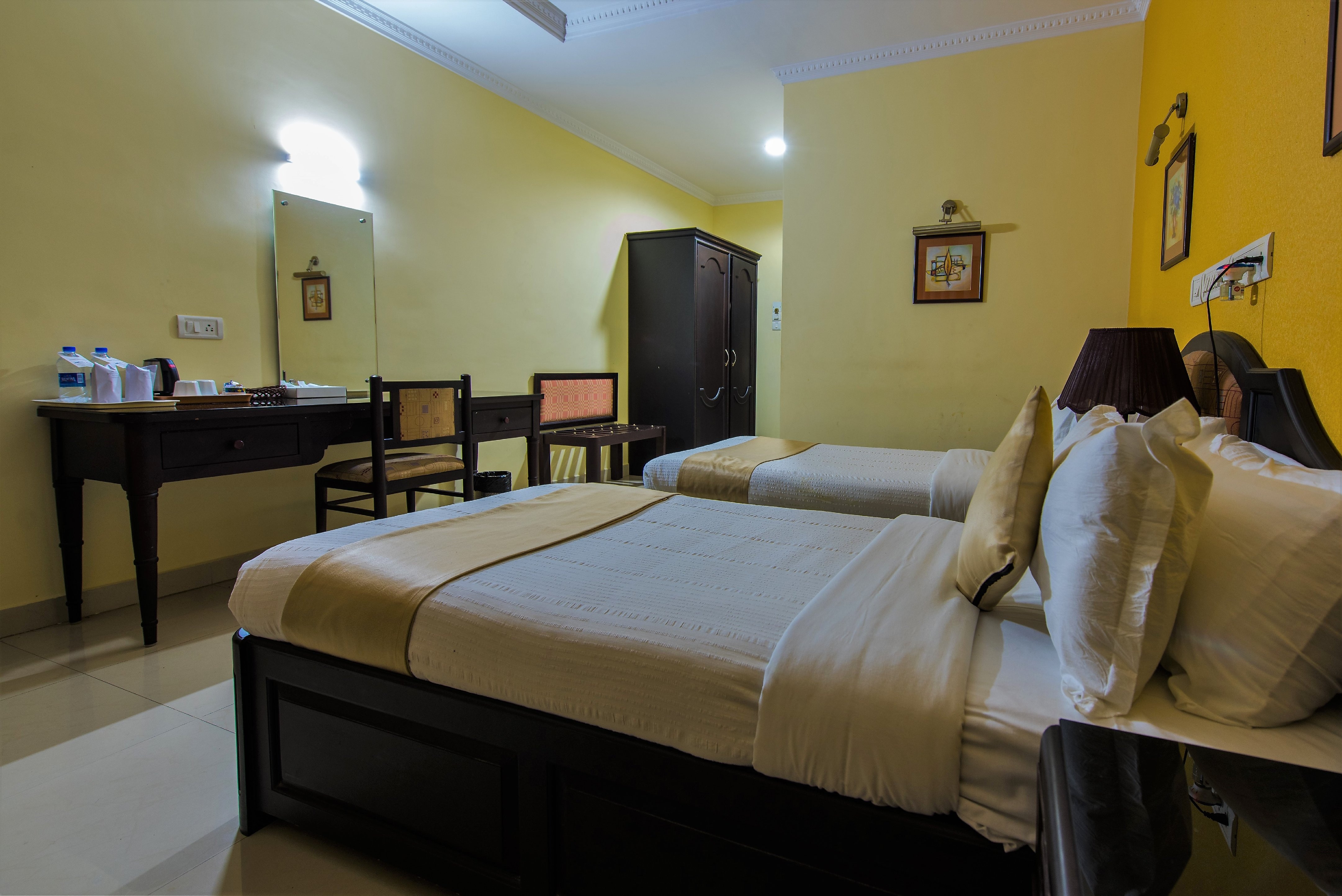 Kallada Regency, Irinjalakuda - Tap to explore photos