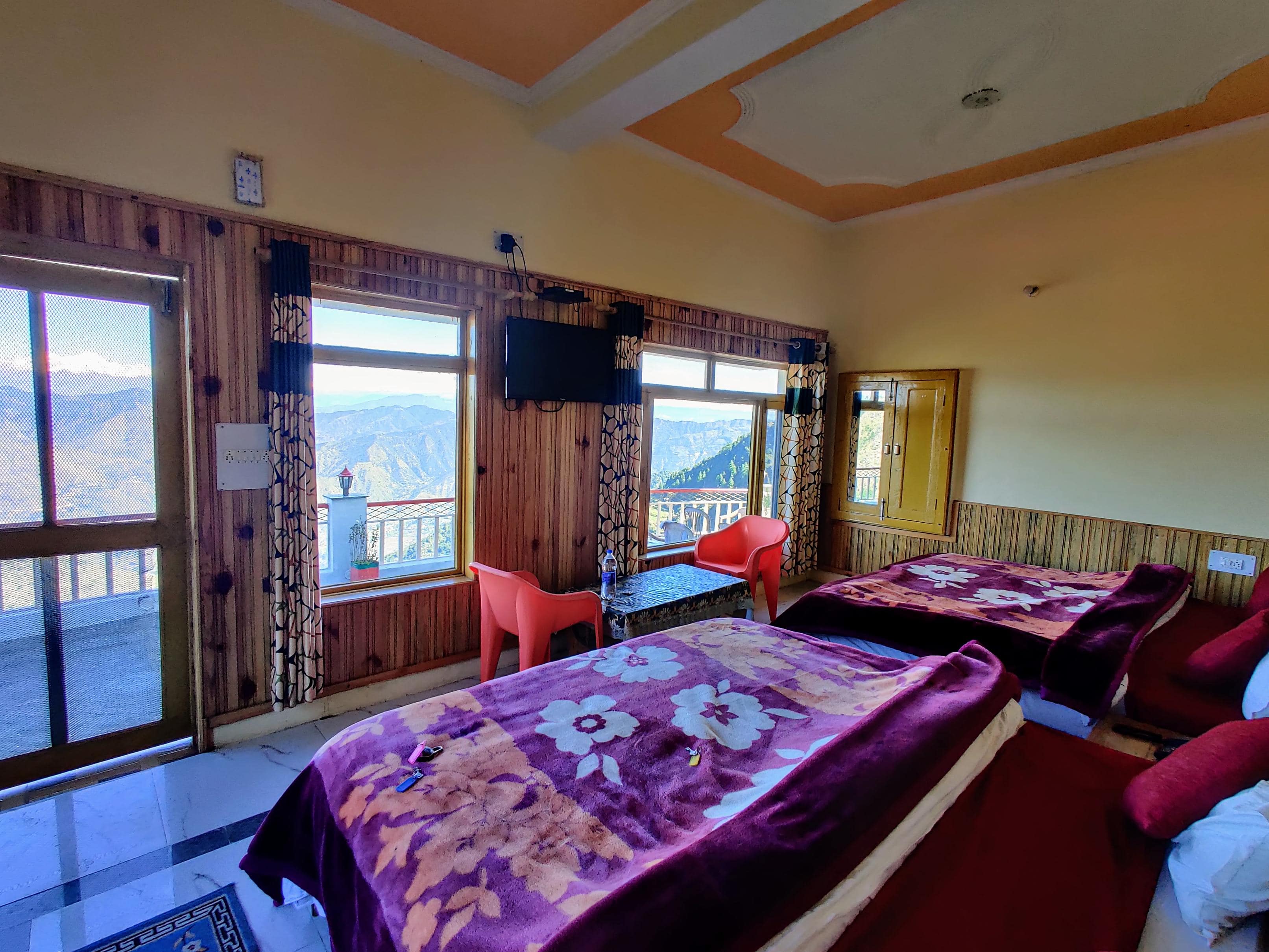 Hotel Mount View Dhanaulti Dreams - Tap to explore photos