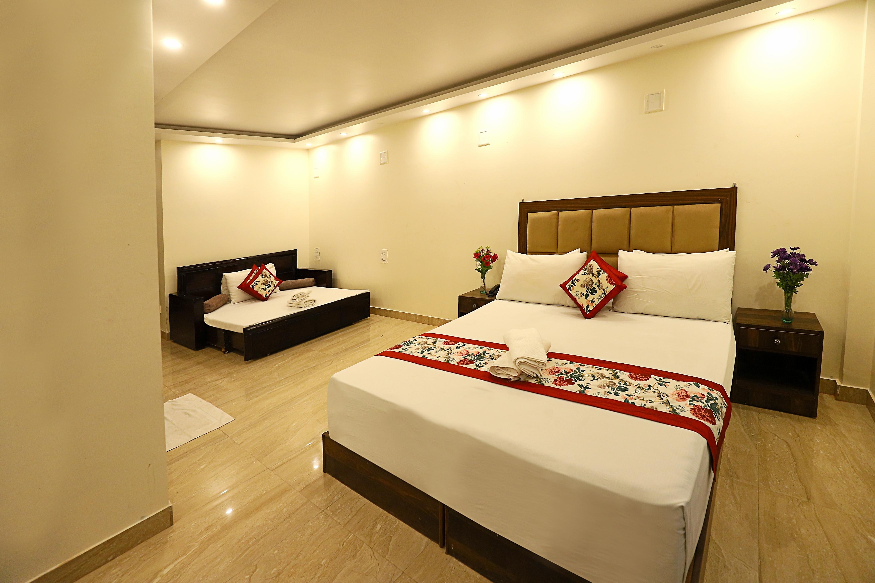 Staybook Atlanta@New Delhi Railway Station - Tap to explore photos