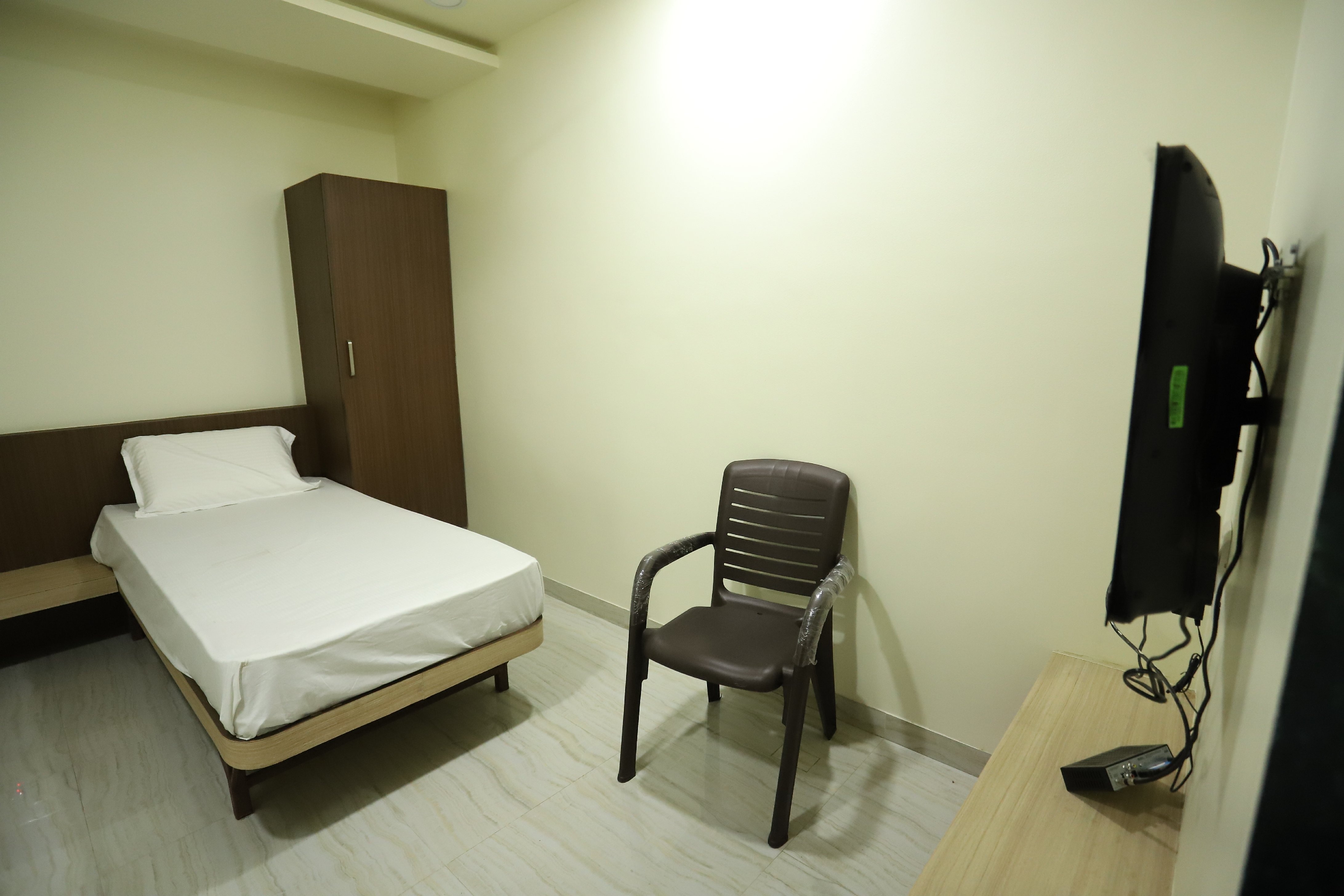 Hotel Pride Executive 3