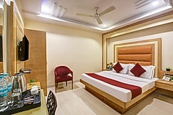 Hotel Mohit 2 Mins Walk From New Delhi Railway Station, Delhi