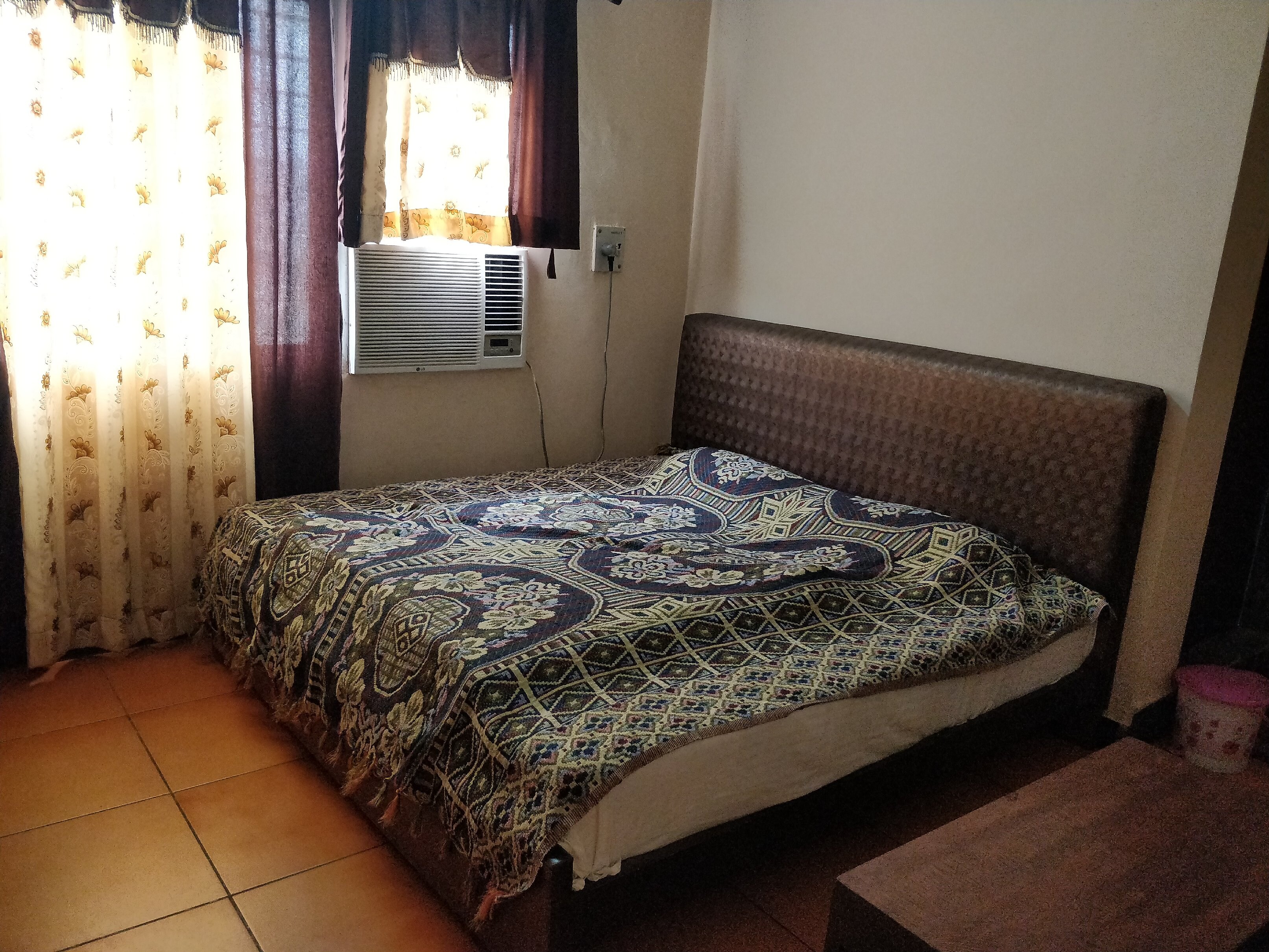 Hotel Jaya Residency - Tap to explore photos