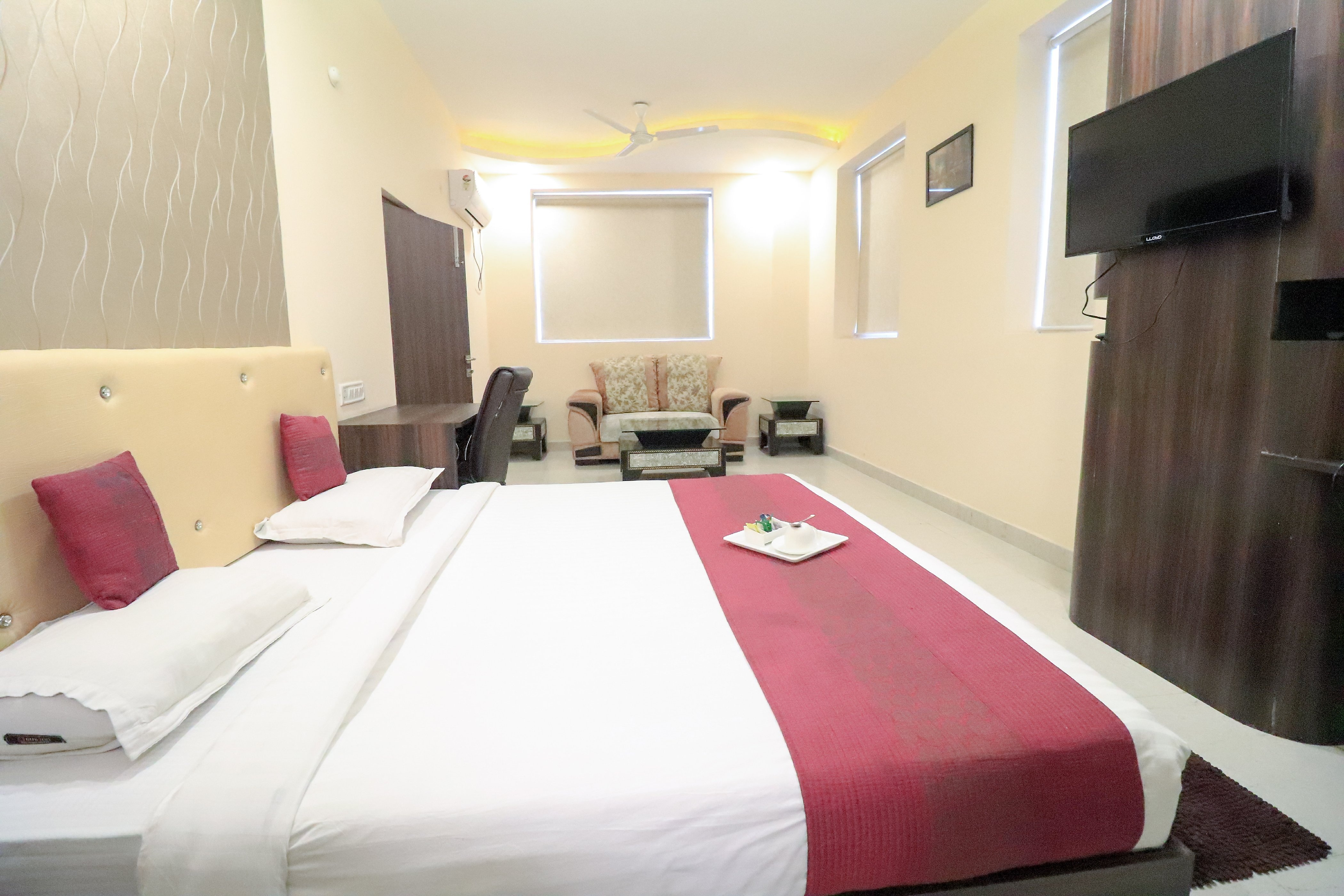 Hotel Atithi Inn - Tap to explore photos