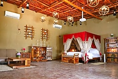 Themis Mudhouse Ethnic & Cultural Dining Resort, Delhi