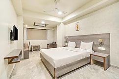 Hotel Desert Inn Tharad, GUdha Malani