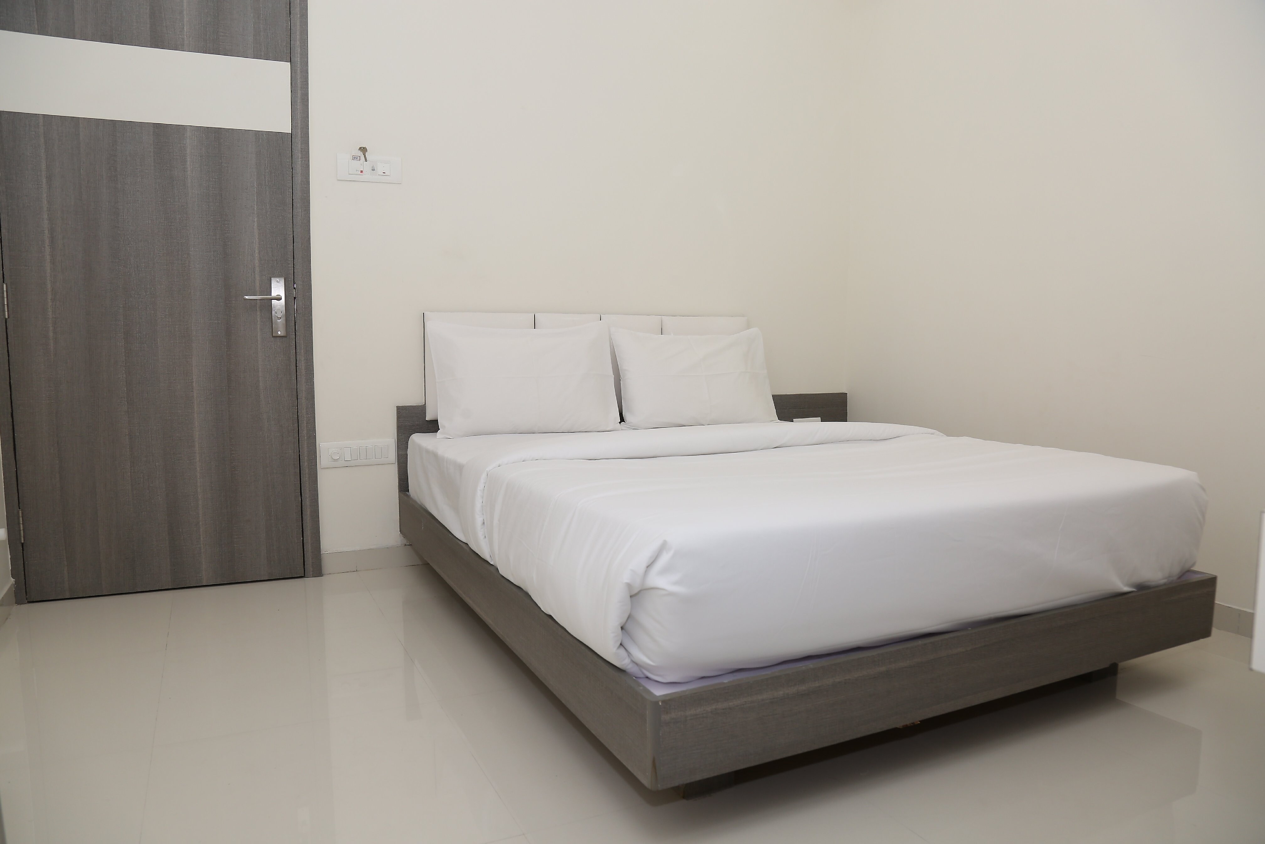 HOTEL LOTUS Chandrapur Hotel Price, Address & Reviews