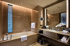 DoubleTree by Hilton Hotel Chongqing Nan'an, Chengdu