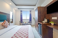Hotel Tej Palace near Delhi IGI Airport, Delhi