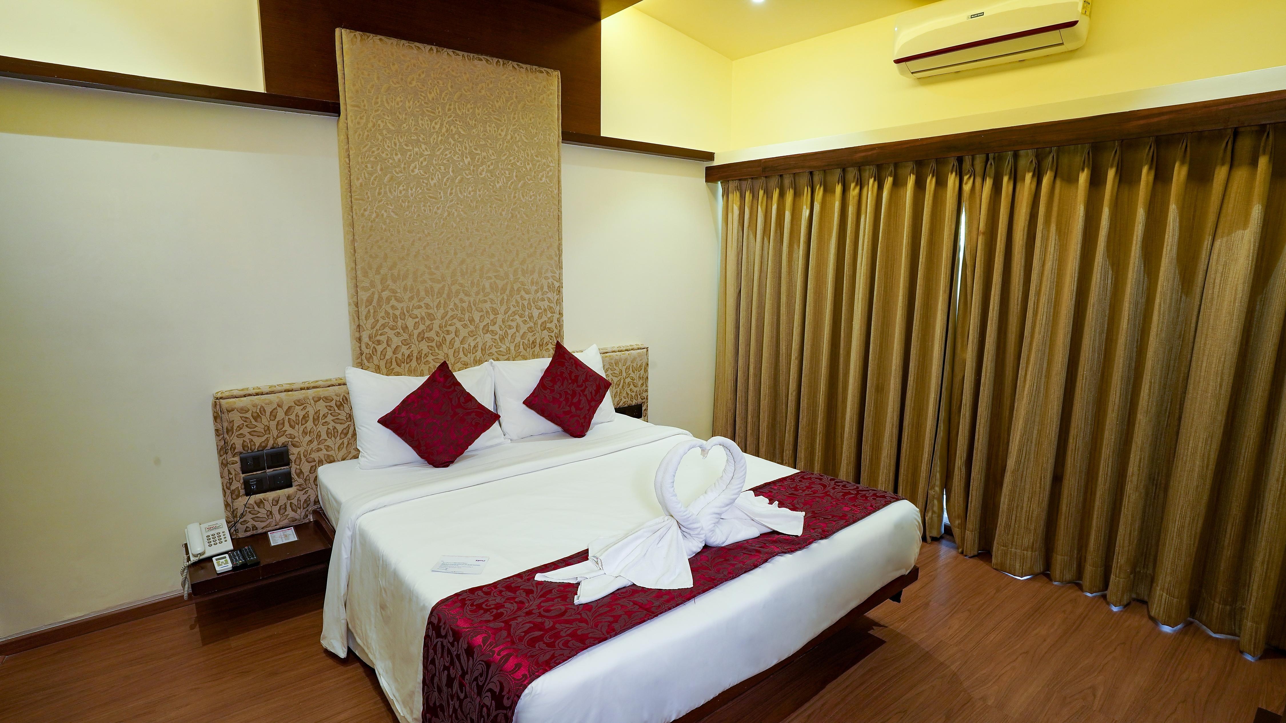 7 Apple Resort, Lonavala 2