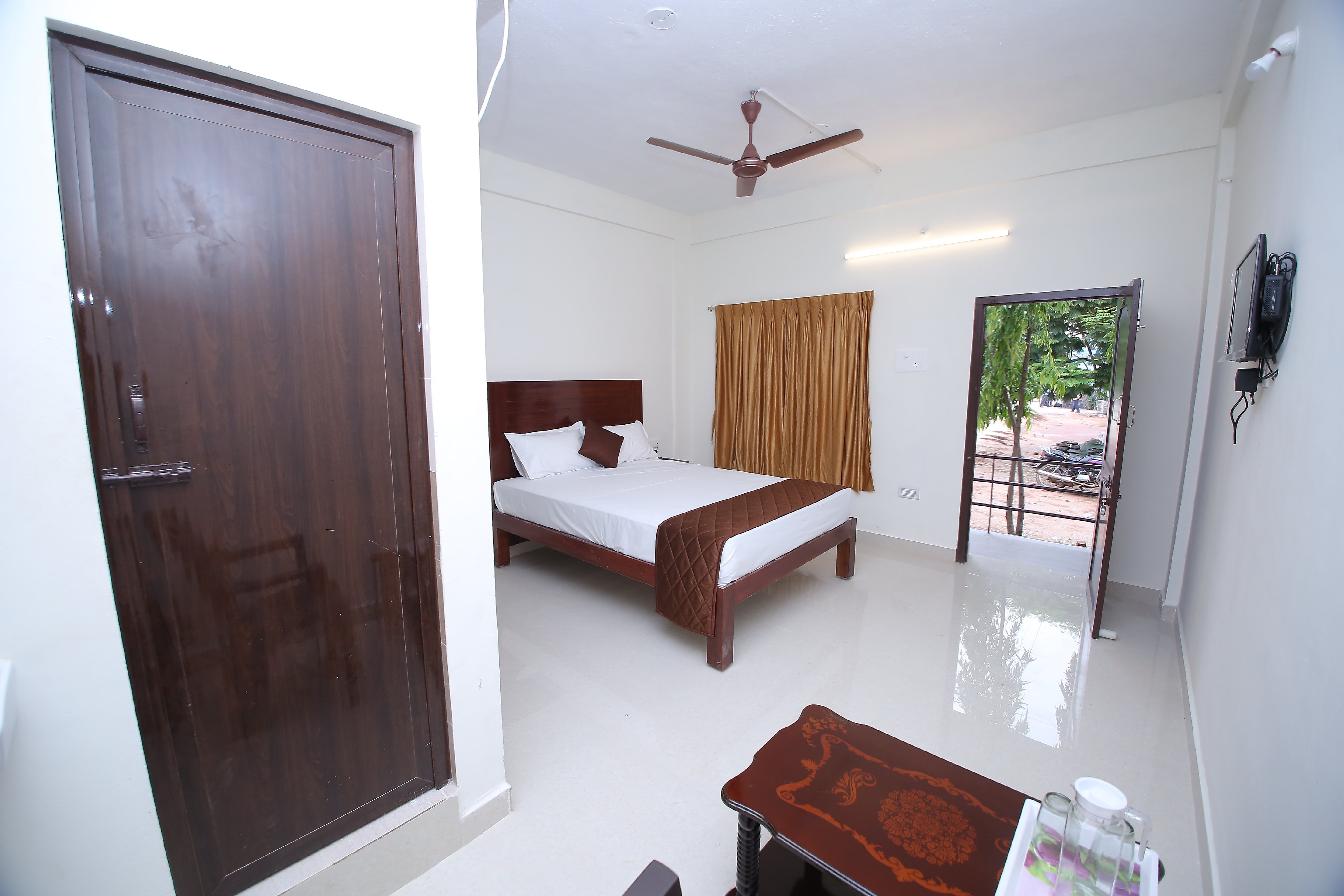 Rani Residency - Tap to explore photos