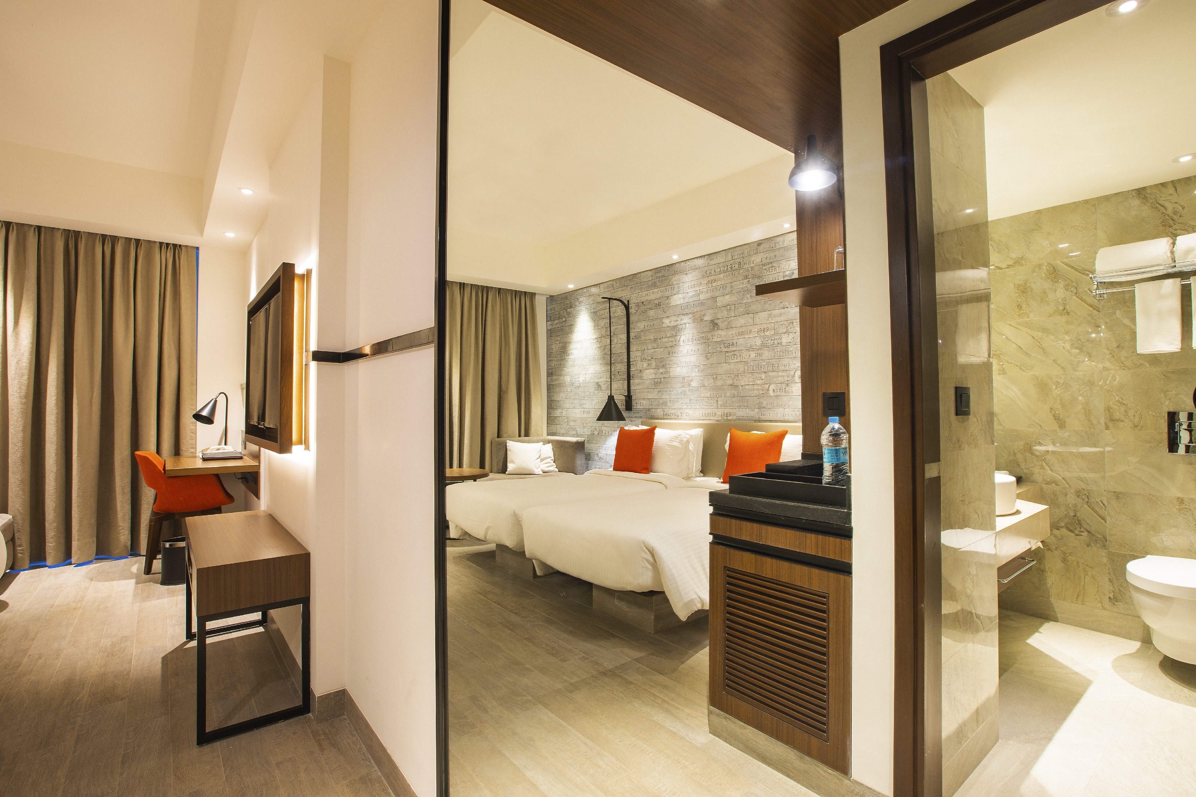 Lemon Tree Premier, City Center Pune