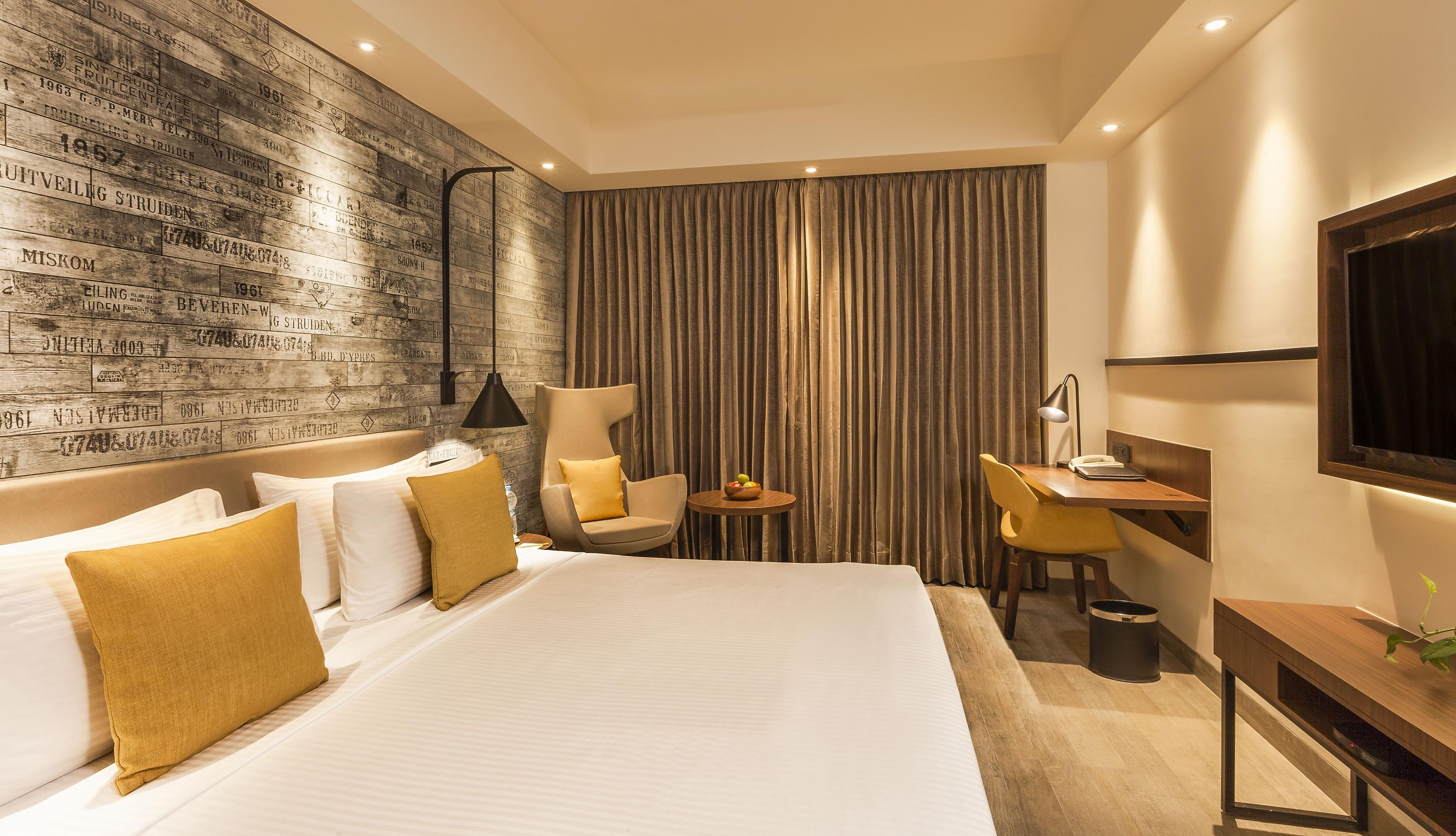 Lemon Tree Premier, City Center Pune 5