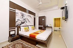 The Leef Inn (500 meters from Nakki Lake), Mount Abu