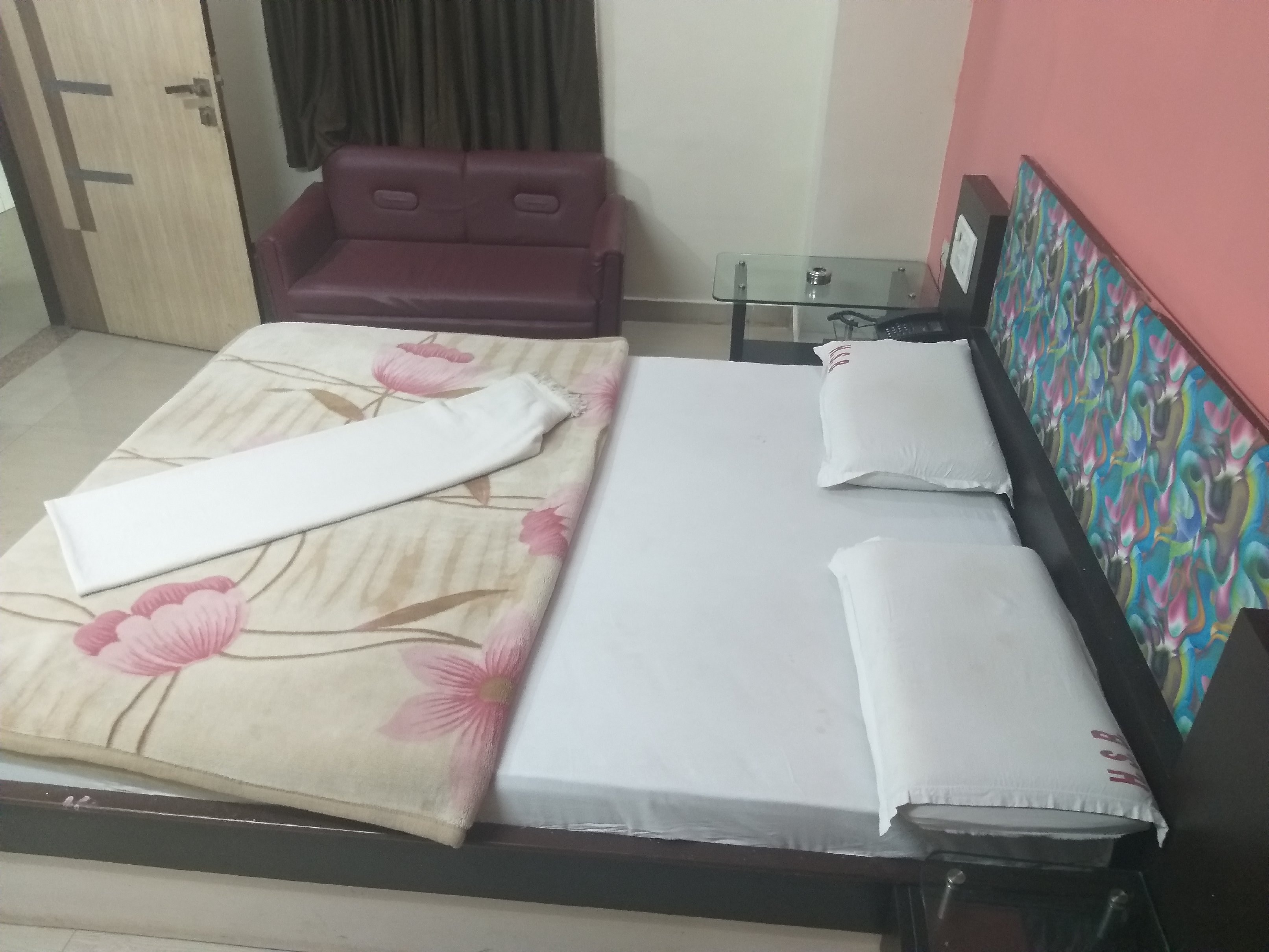 Hotel Sankalp Residency - Tap to explore photos