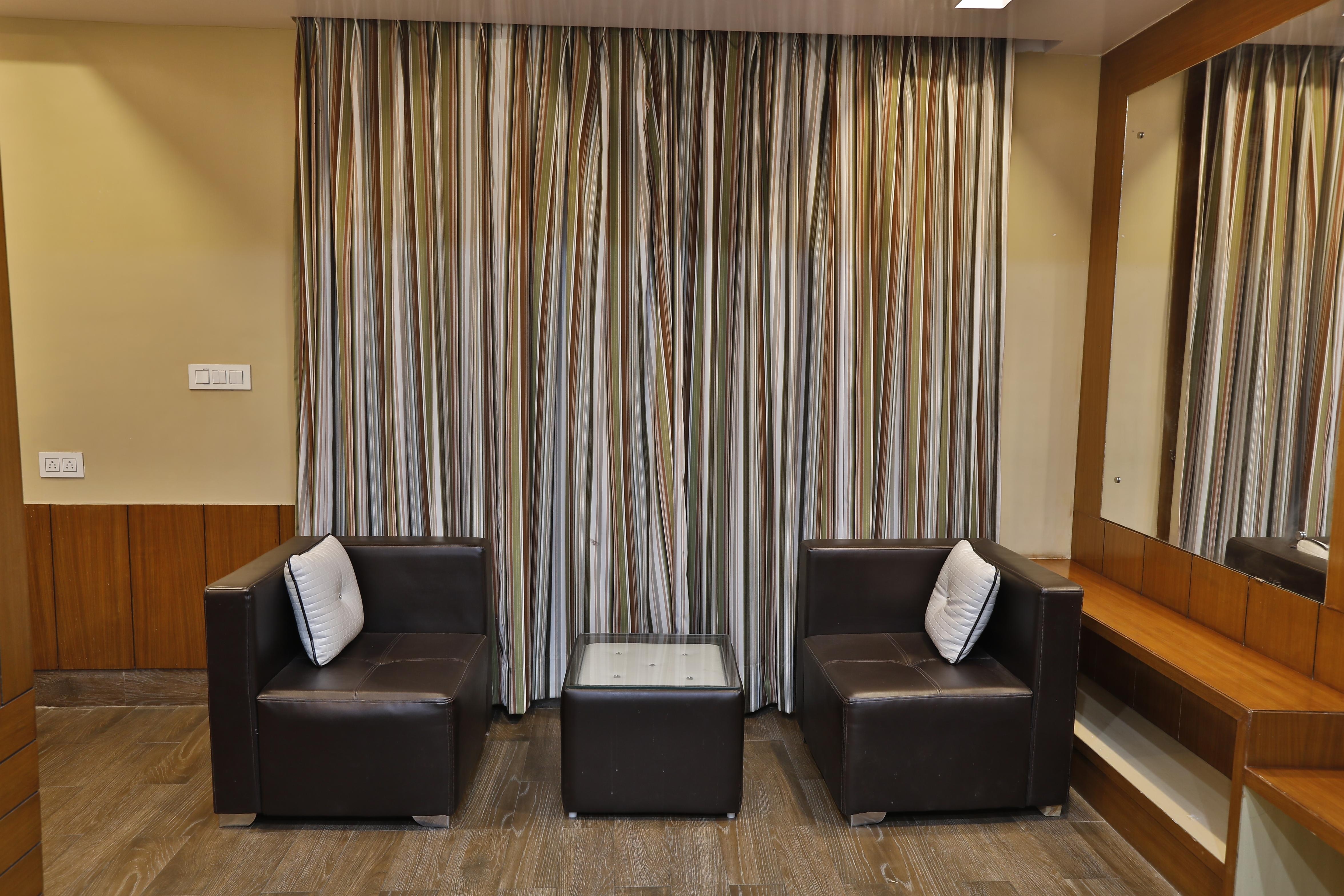 Ameera Hotel 𝗕𝗢𝗢𝗞 Shimla Hotel 𝘄𝗶𝘁𝗵 𝗙𝗥𝗘𝗘 𝗖𝗮𝗻𝗰𝗲𝗹𝗹𝗮𝘁𝗶𝗼𝗻