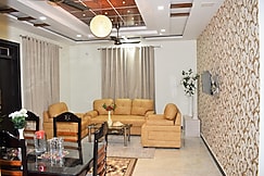 B My Guest | Bed & Breakfast, Varanasi