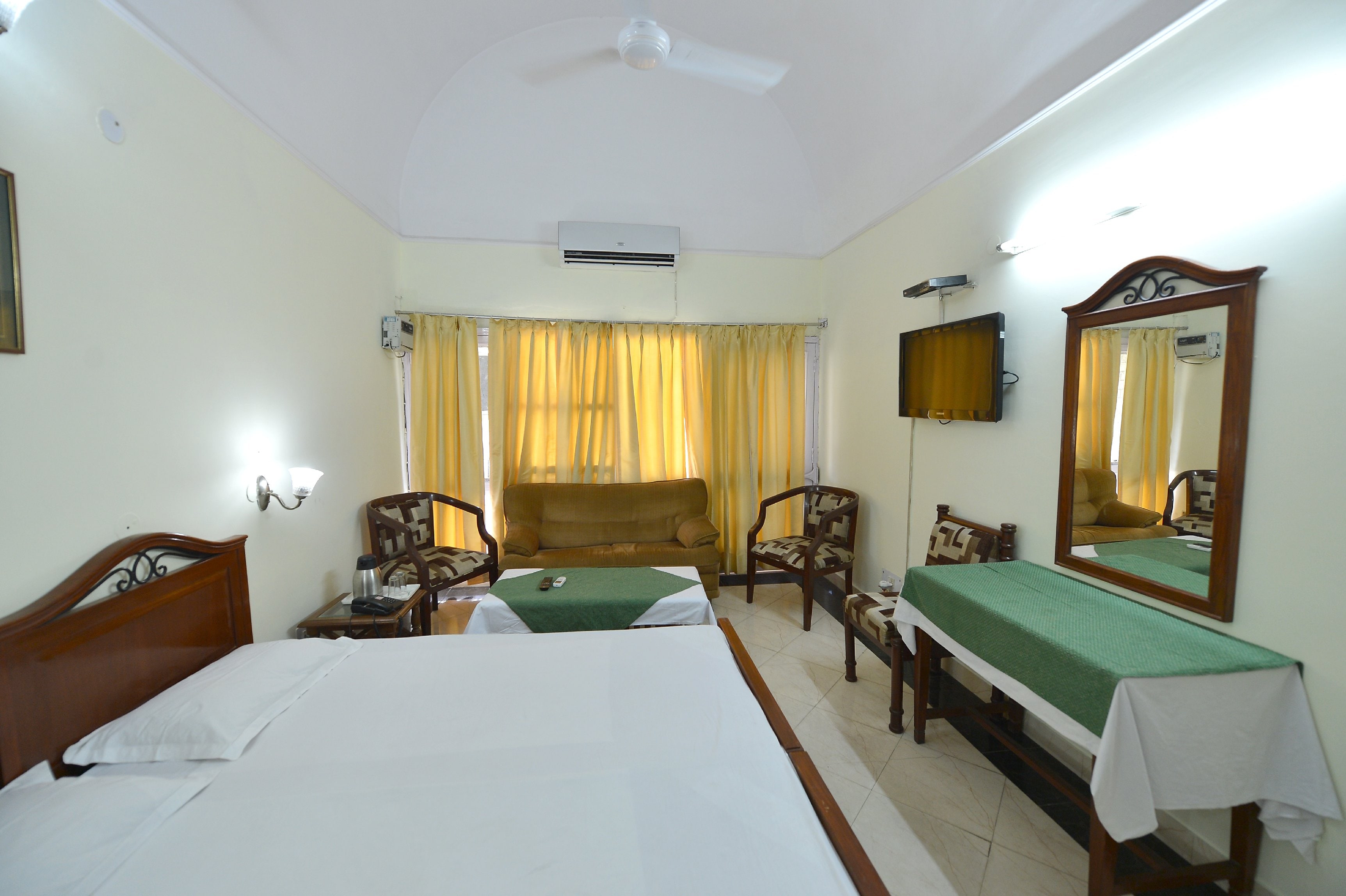 Gauriyya  Tourist Resort   - Tap to explore photos