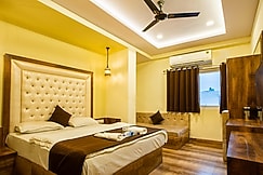 Hotel Khajanchi Inn, Kota