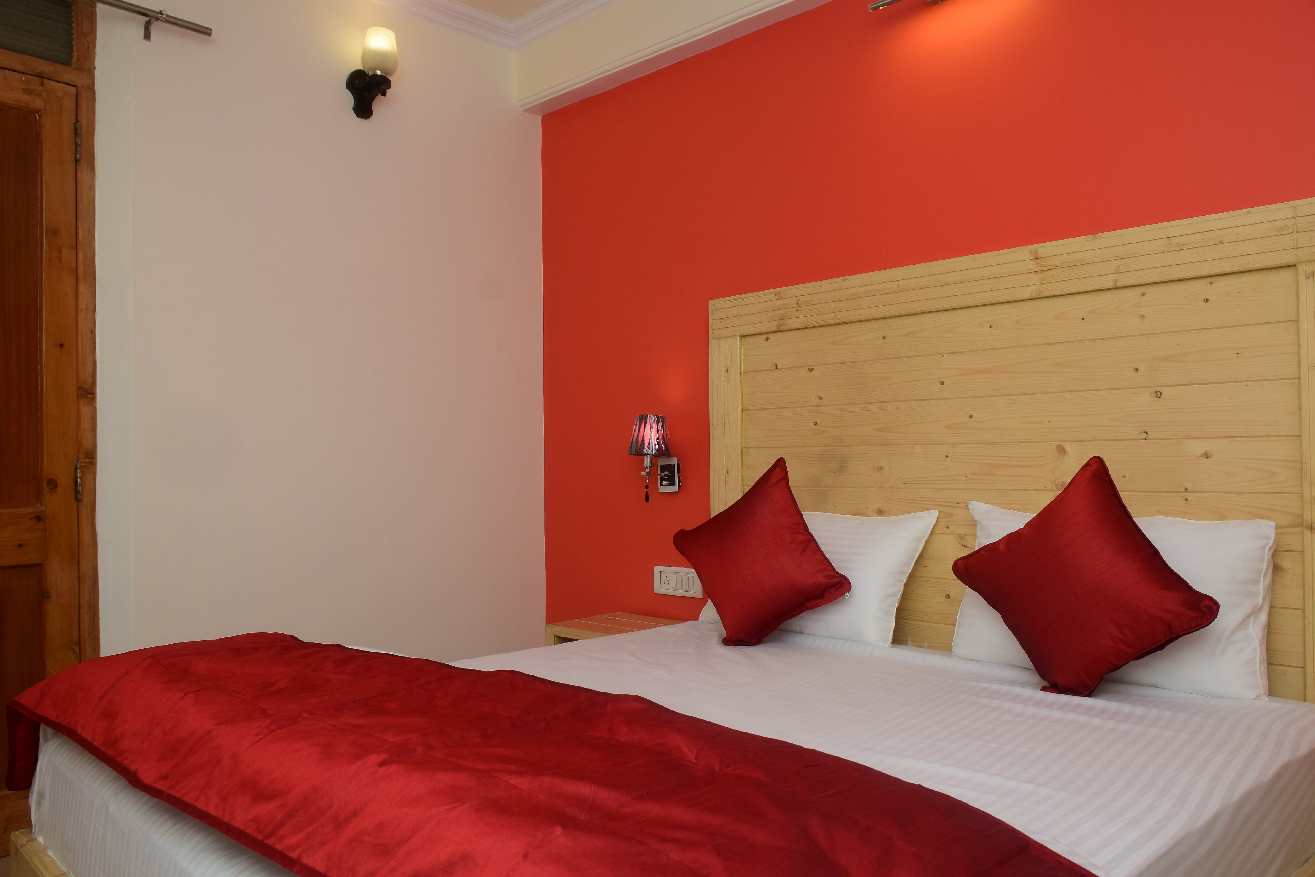 ANOMA Inn - Tap to explore photos