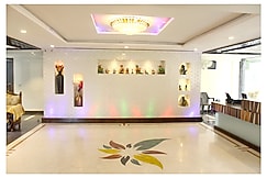 Hotel SVC Inn (Infront of Platform No.1 Railway Station), Gwalior