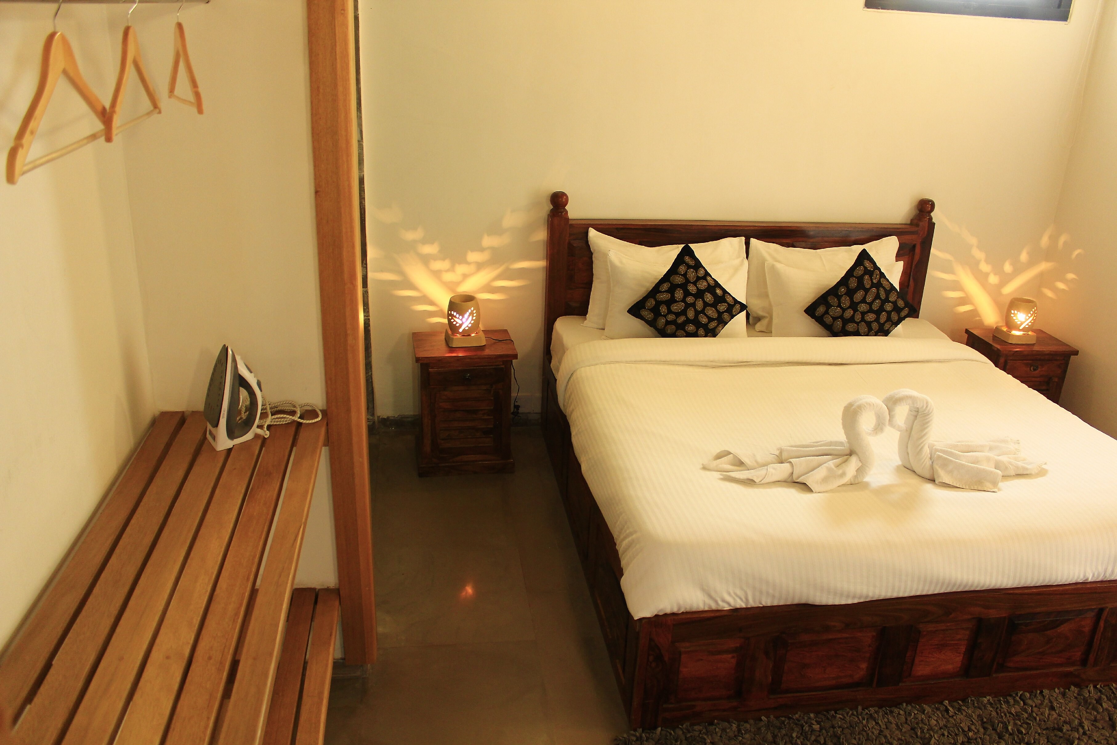Hotel Anting Villa - Tap to explore photos