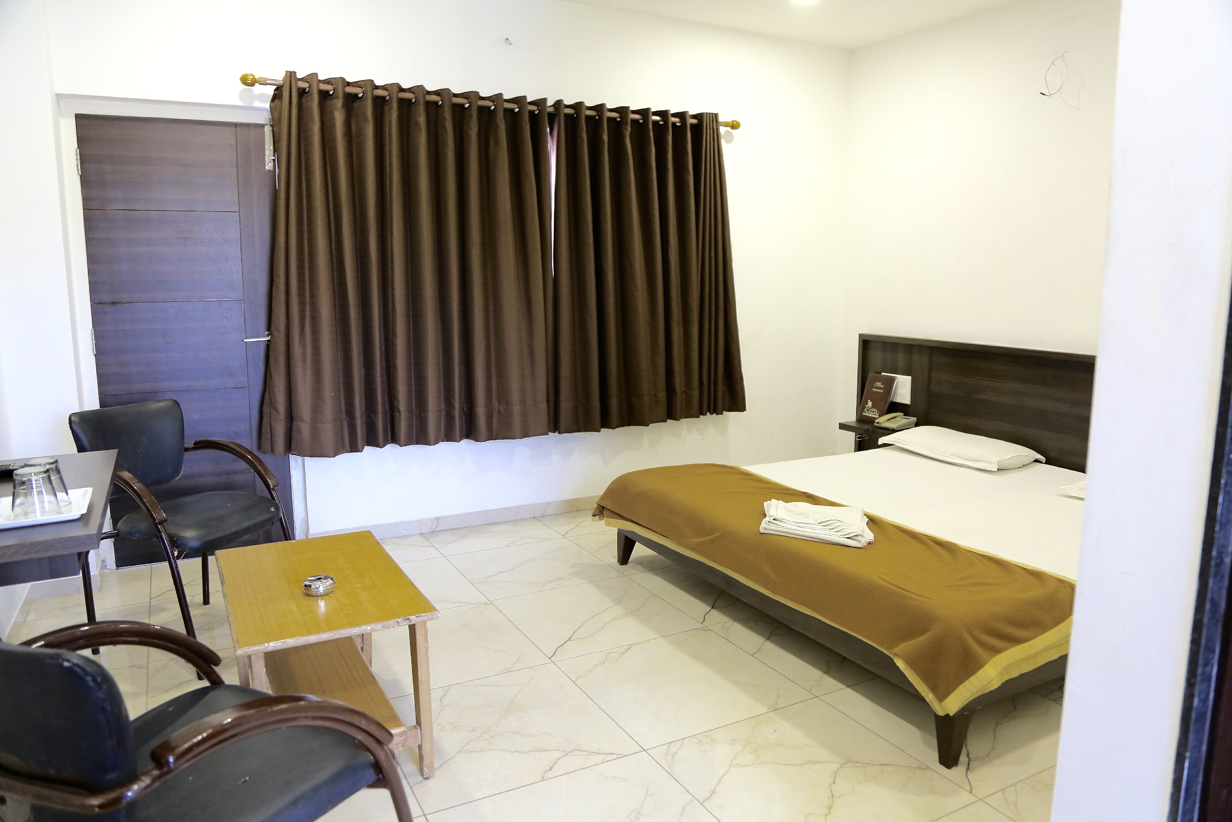 HOTEL KHUSHI INTERNATIONAL - Tap to explore photos