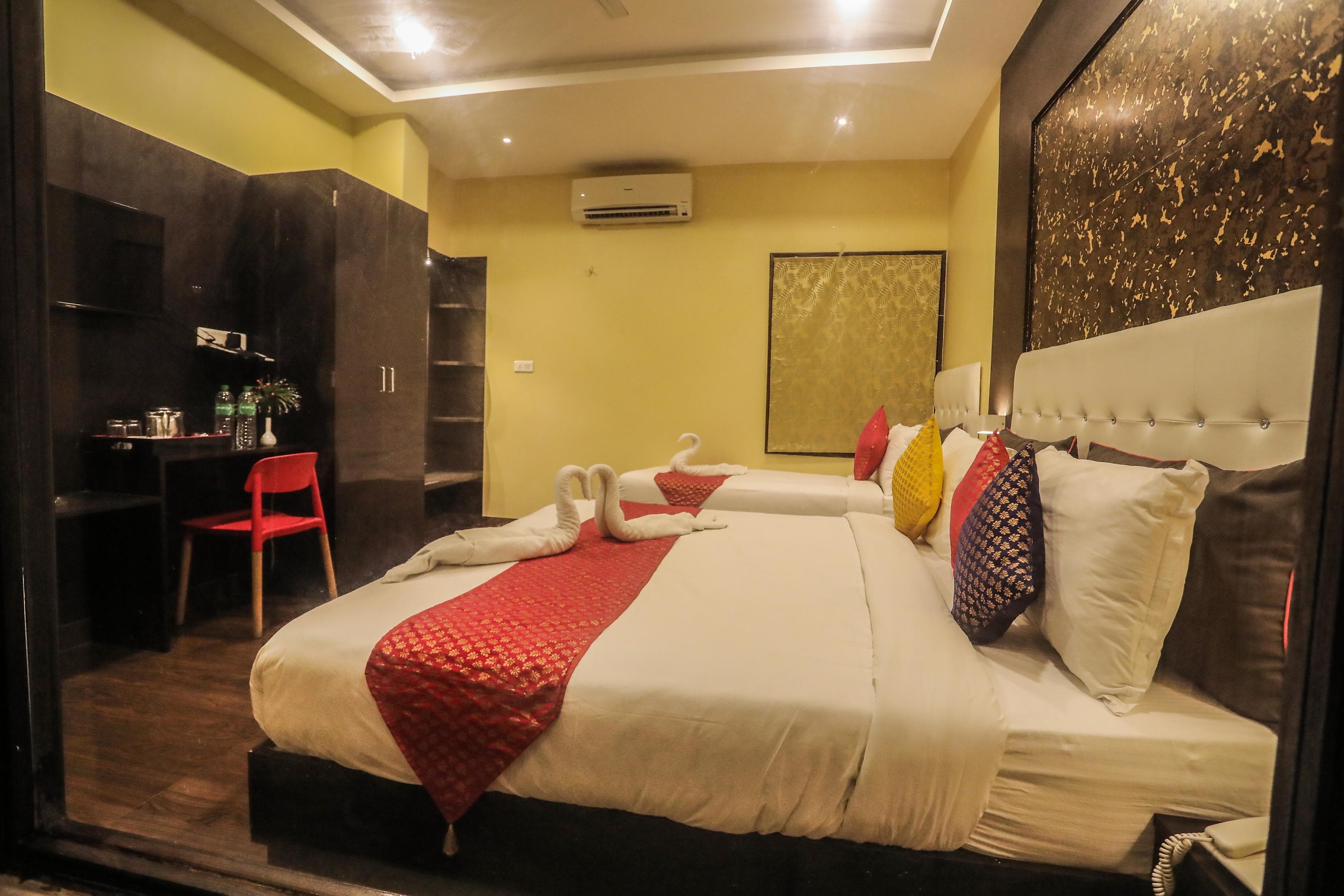 Hotel Grand Bhagwat - Tap to explore photos