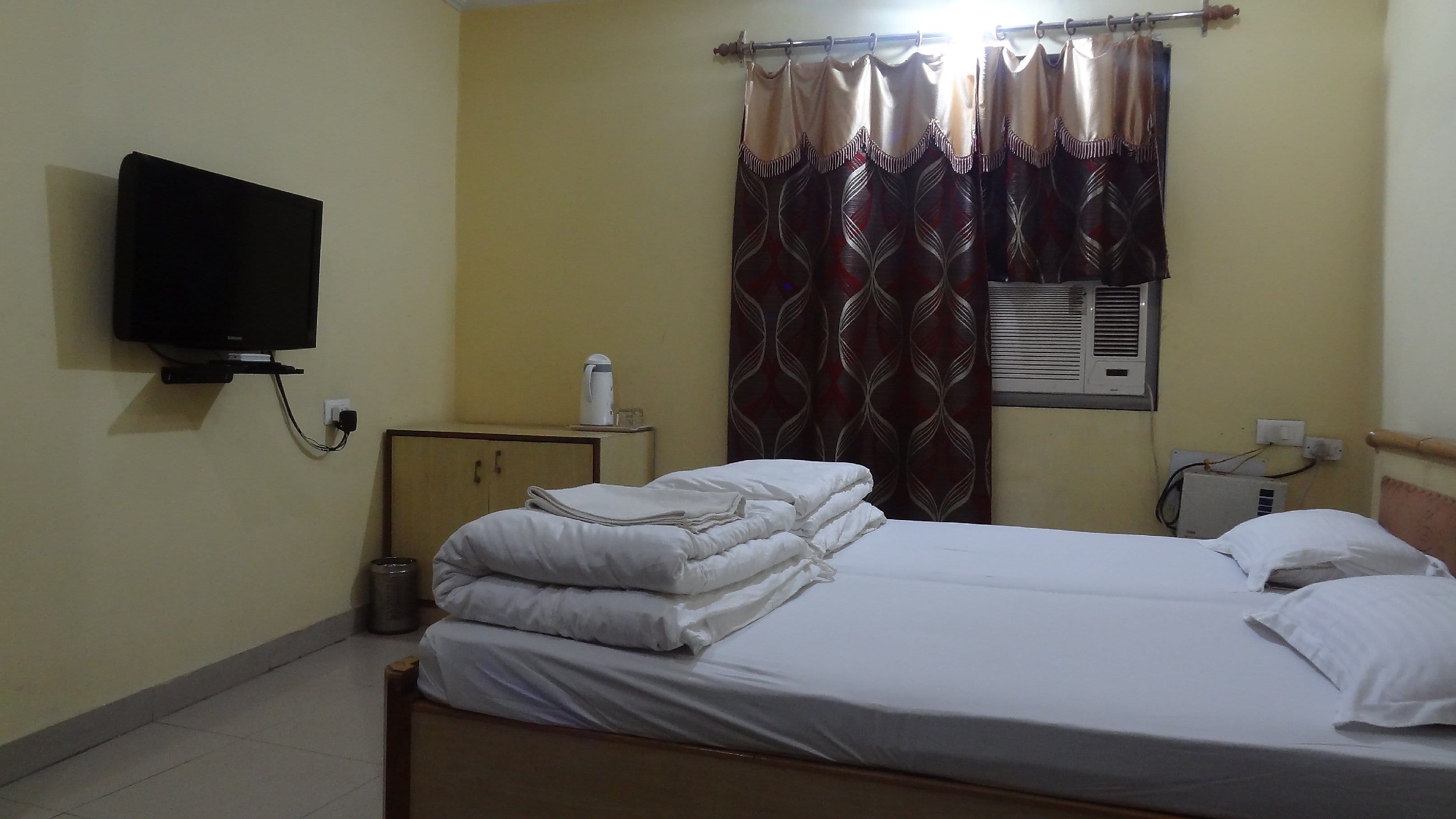 Hotel Gharana - Tap to explore photos